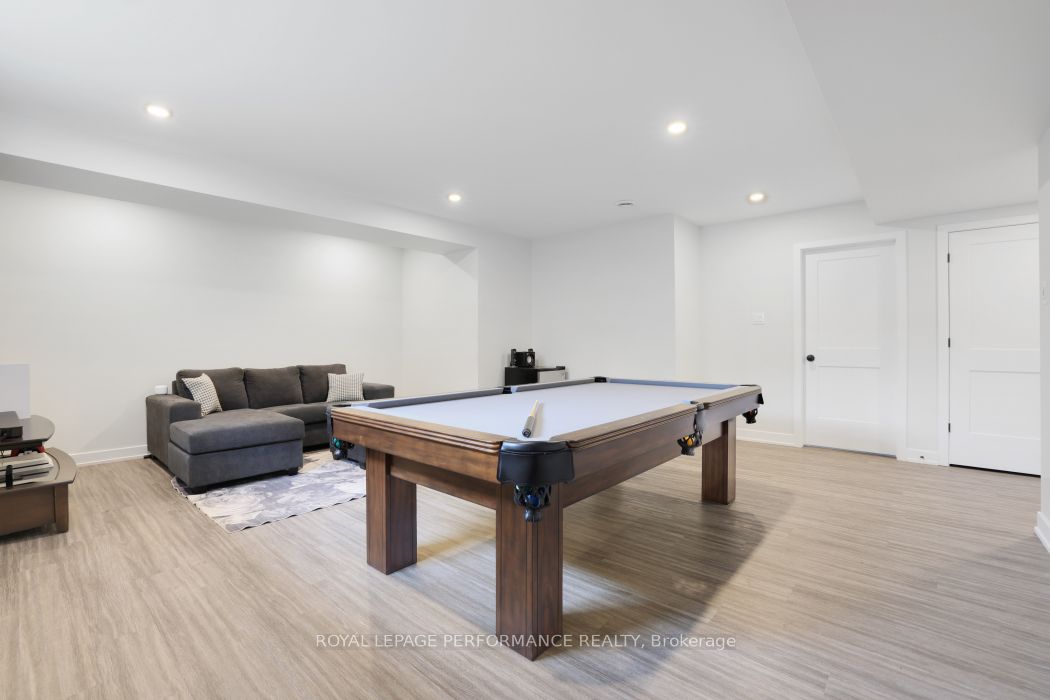 541 Barrage Street Property Photo 33