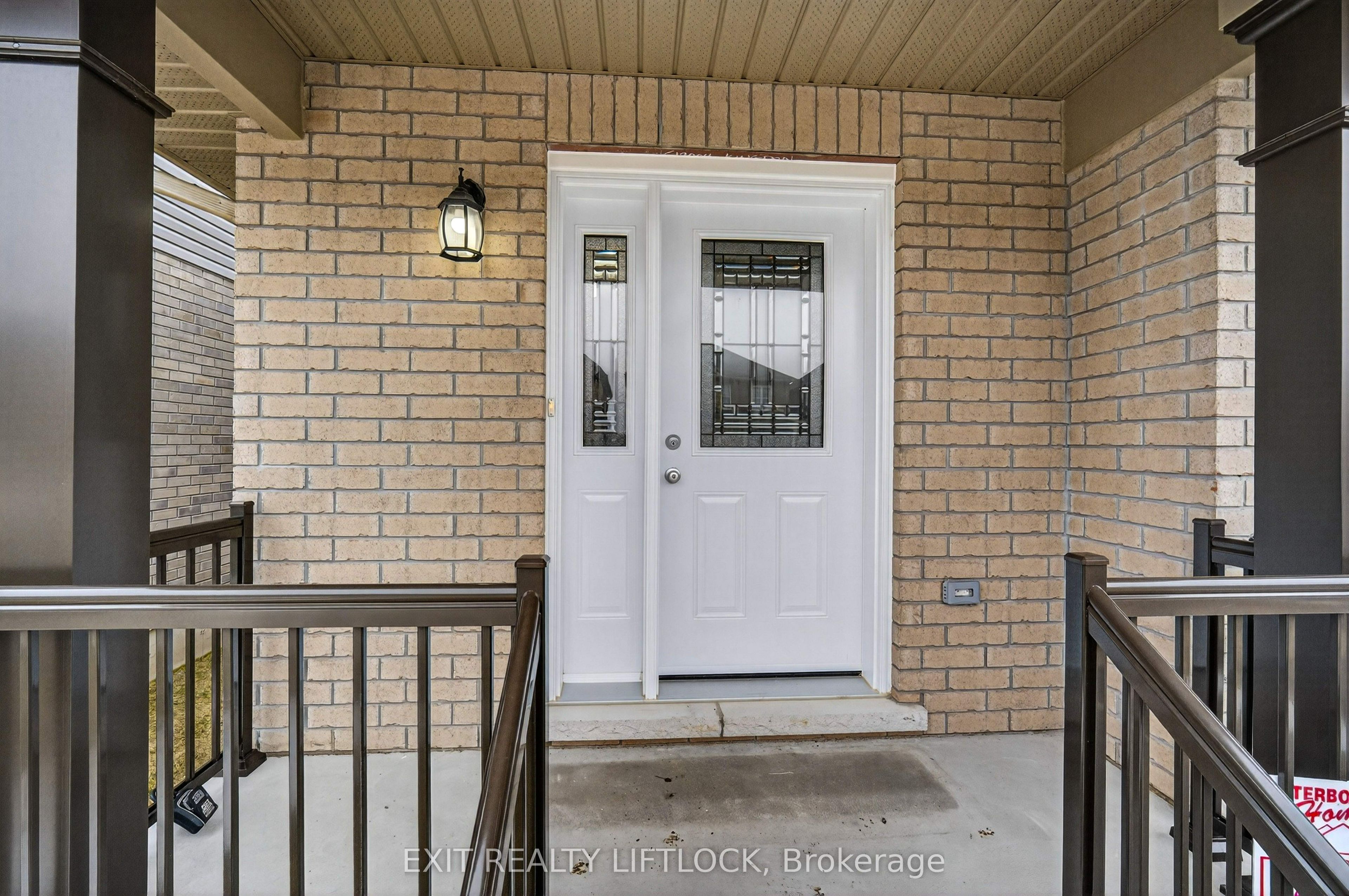 220 O'neil Street Property Photo 2
