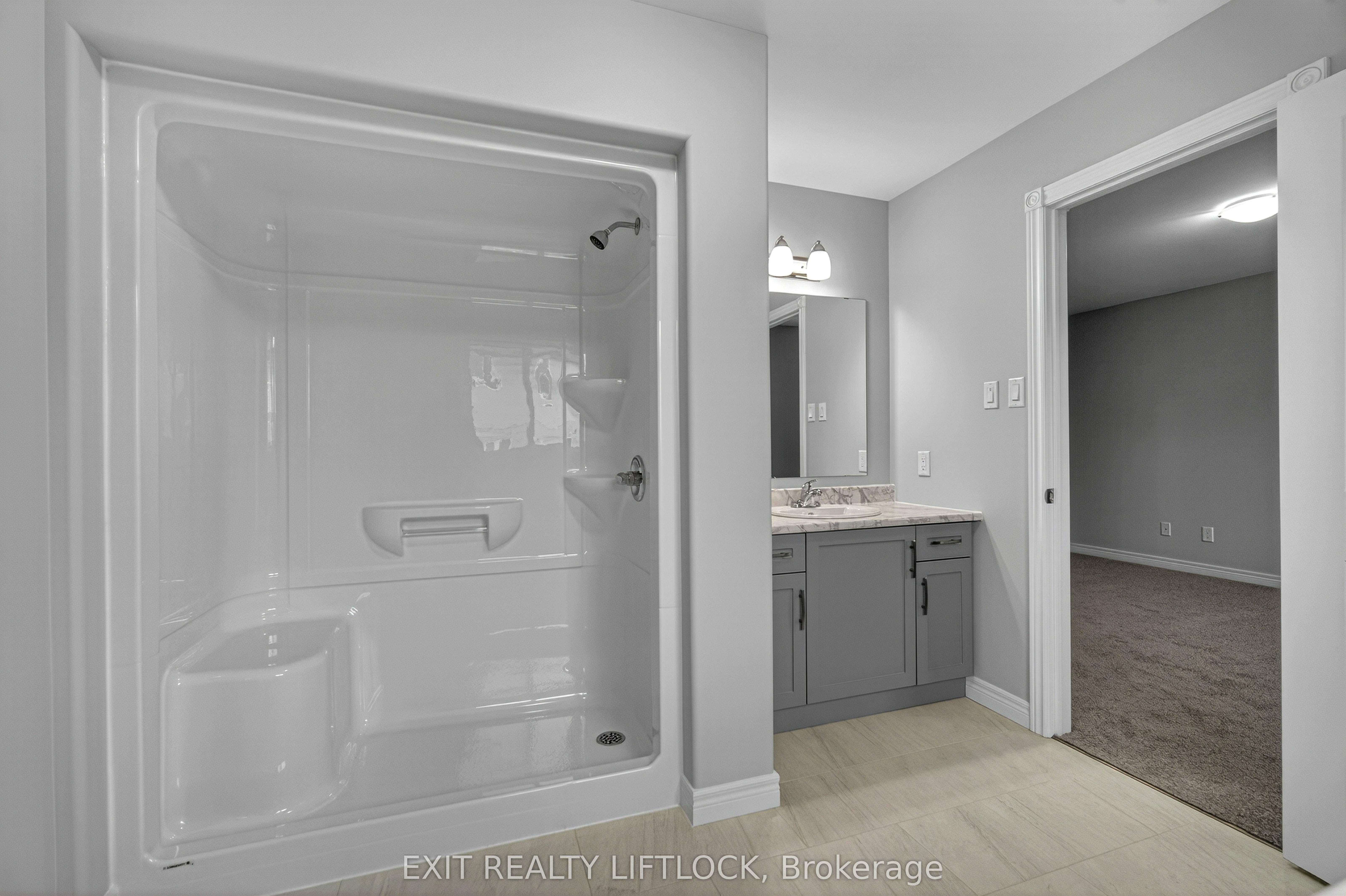 220 O'neil Street Property Photo 23