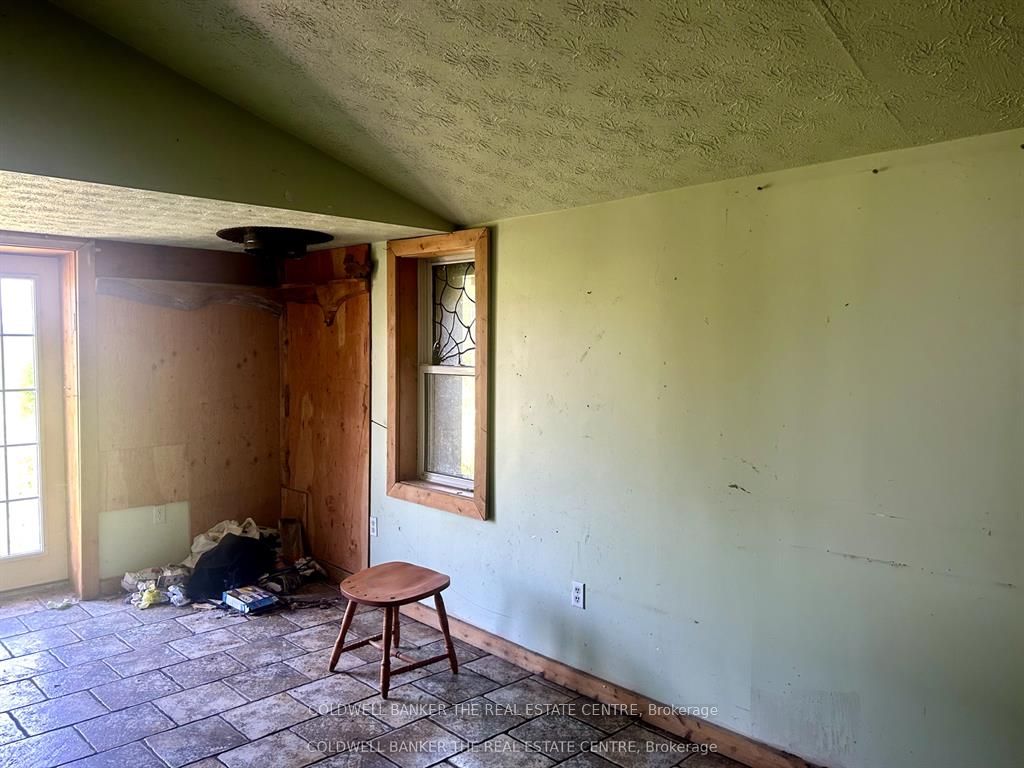 1137 6 Highway Property Photo 20