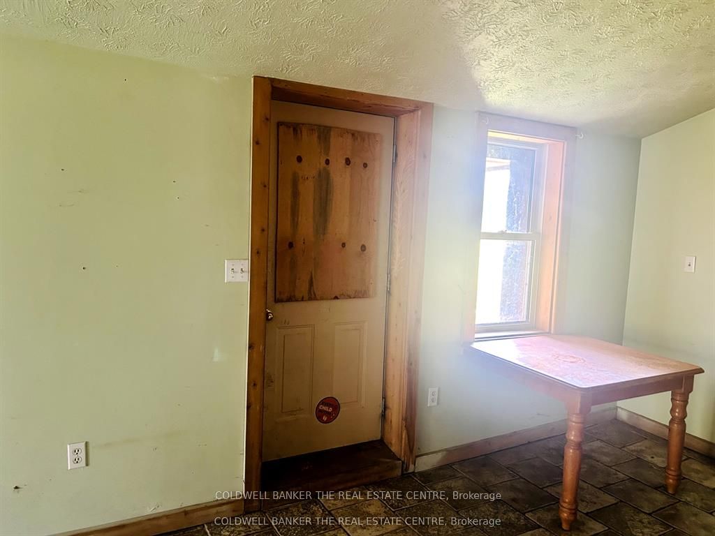 1137 6 Highway Property Photo 21