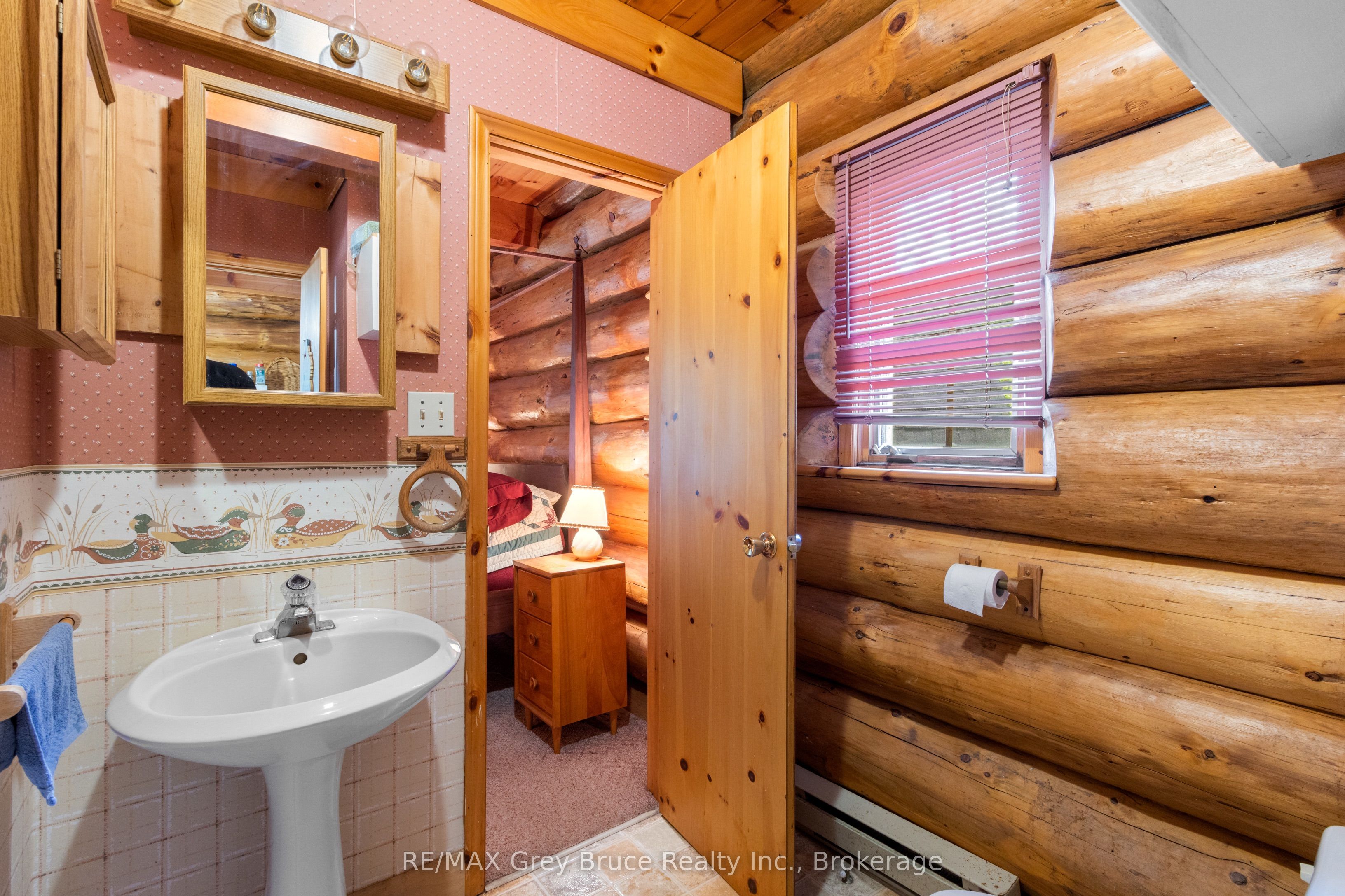12 Scugog Lane Property Photo 23