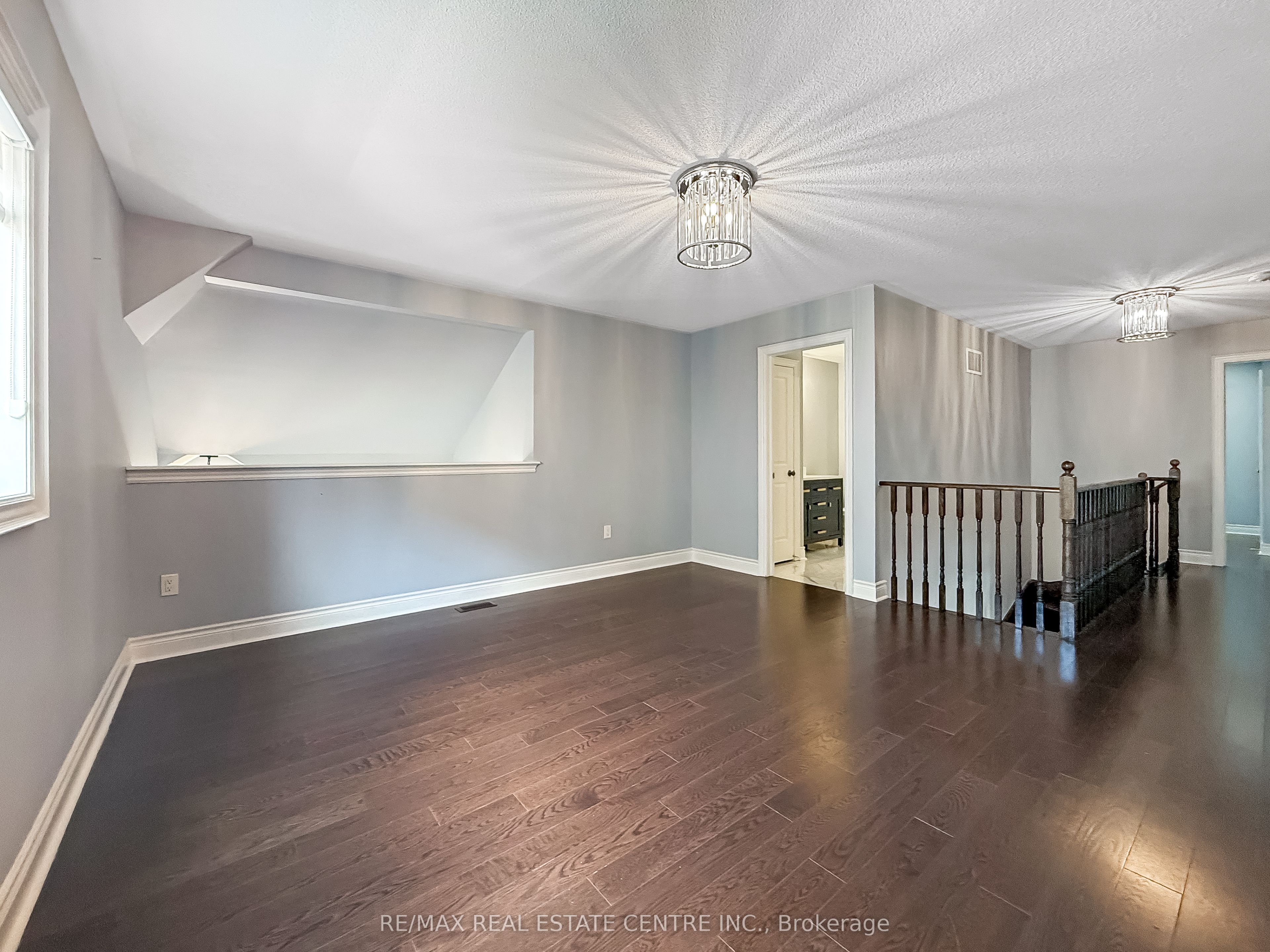 33 Stonegate Avenue Property Photo 38