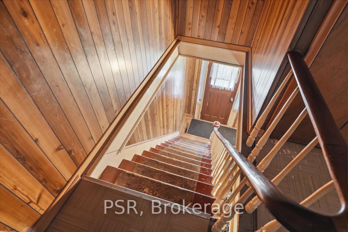 2537 Stevensville Road Property Photo 13