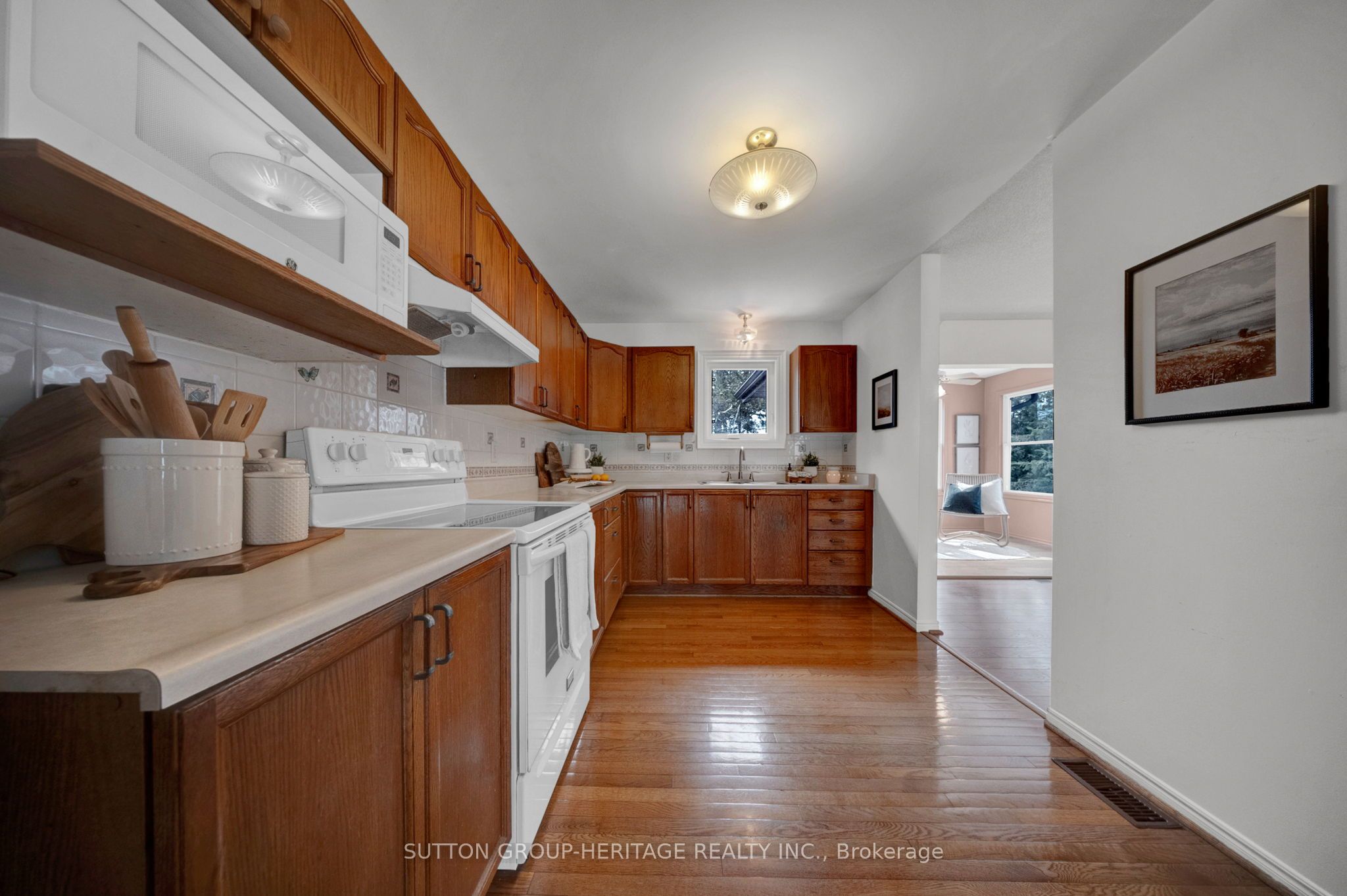 48 Cedartree Lane Property Photo 16