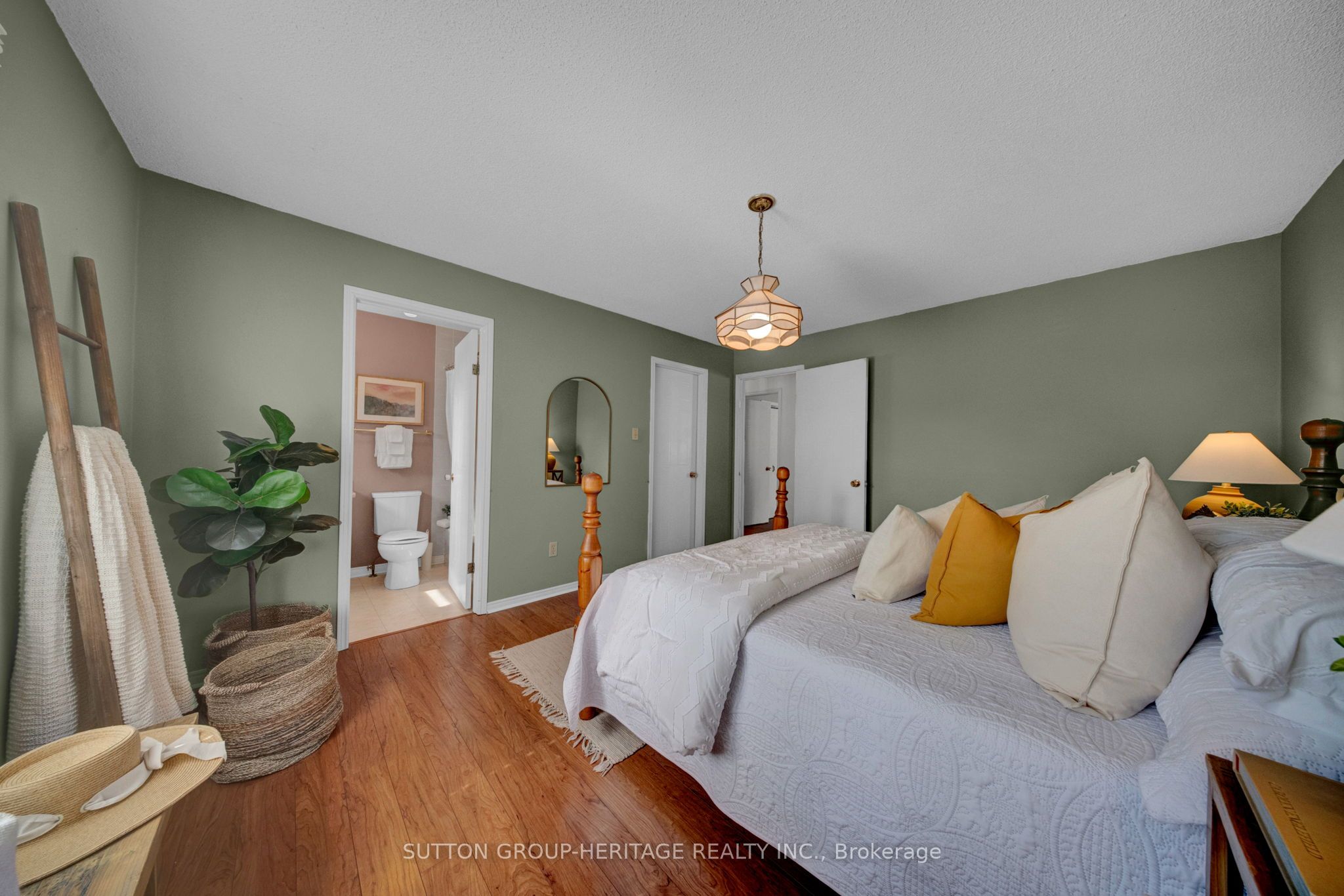 48 Cedartree Lane Property Photo 18