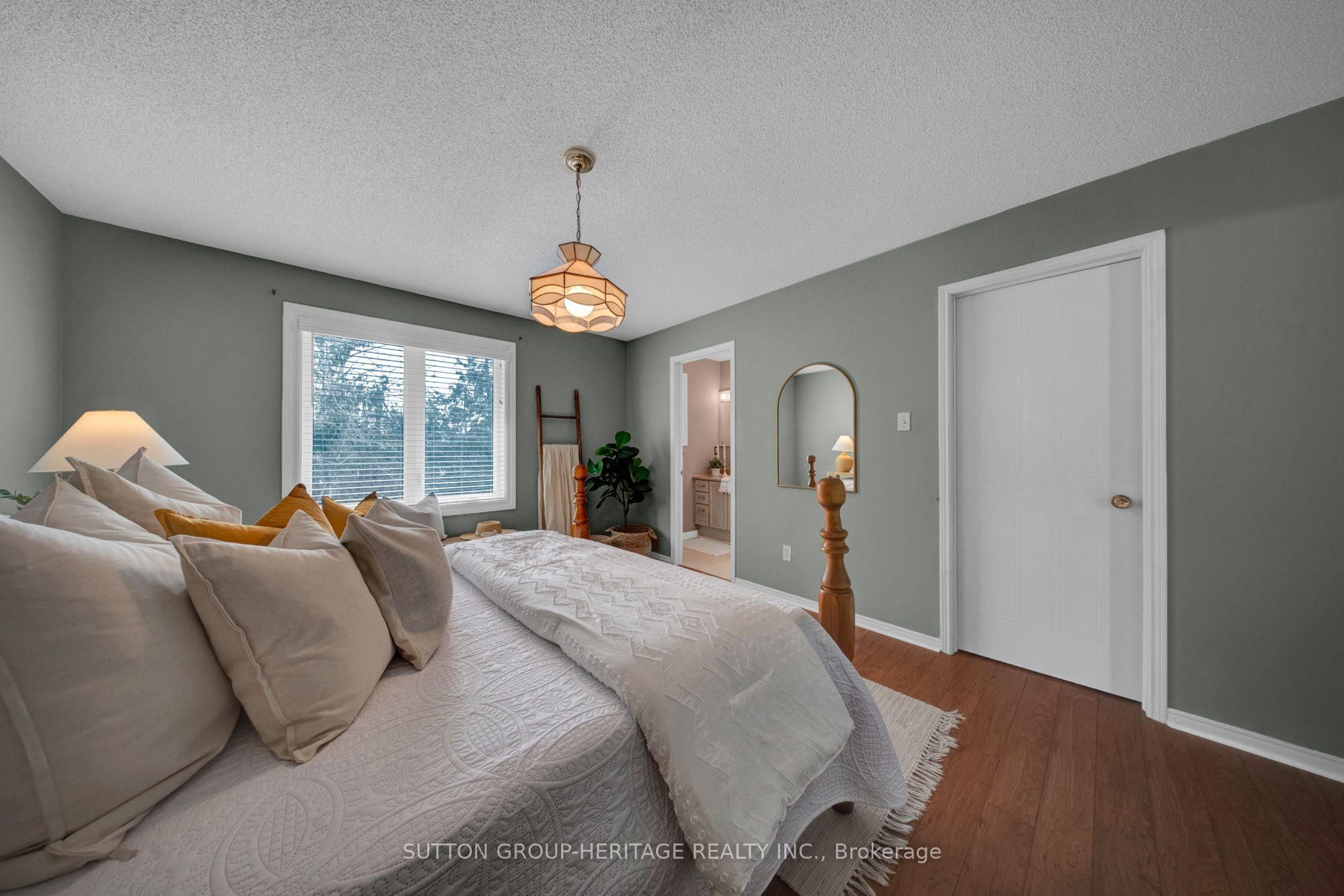 48 Cedartree Lane Property Photo 19