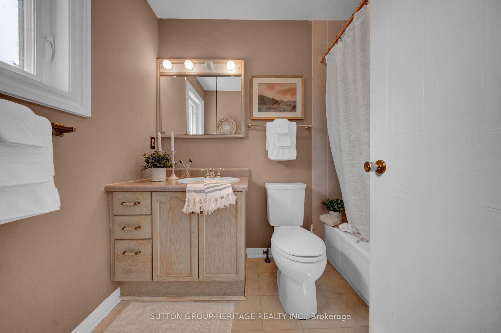 48 Cedartree Lane Property Photo 20