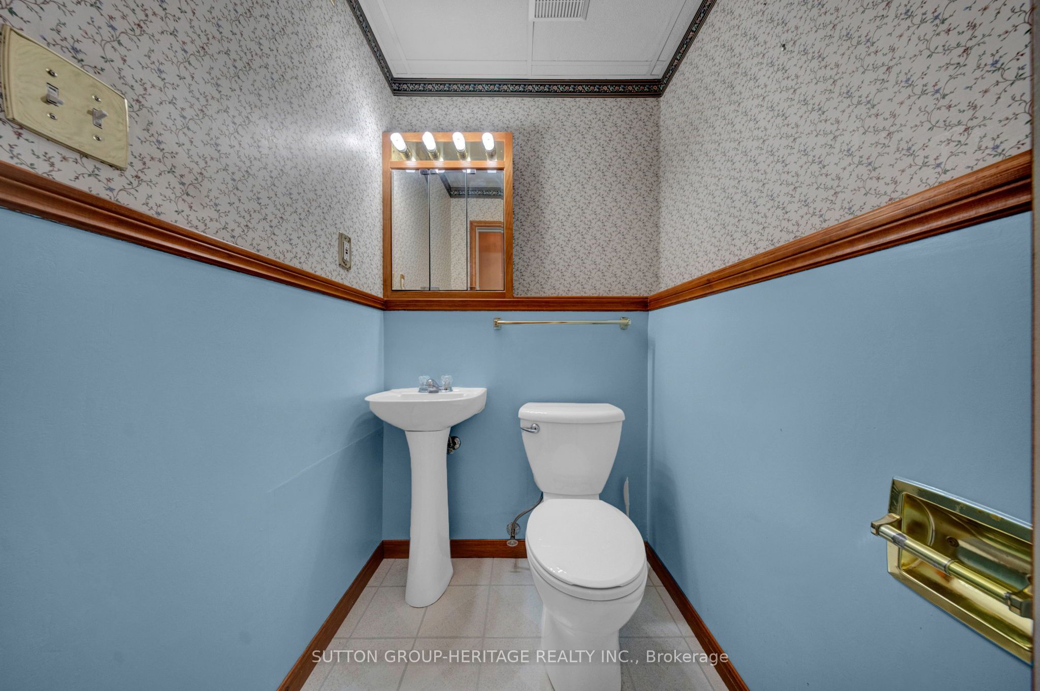 48 Cedartree Lane Property Photo 25