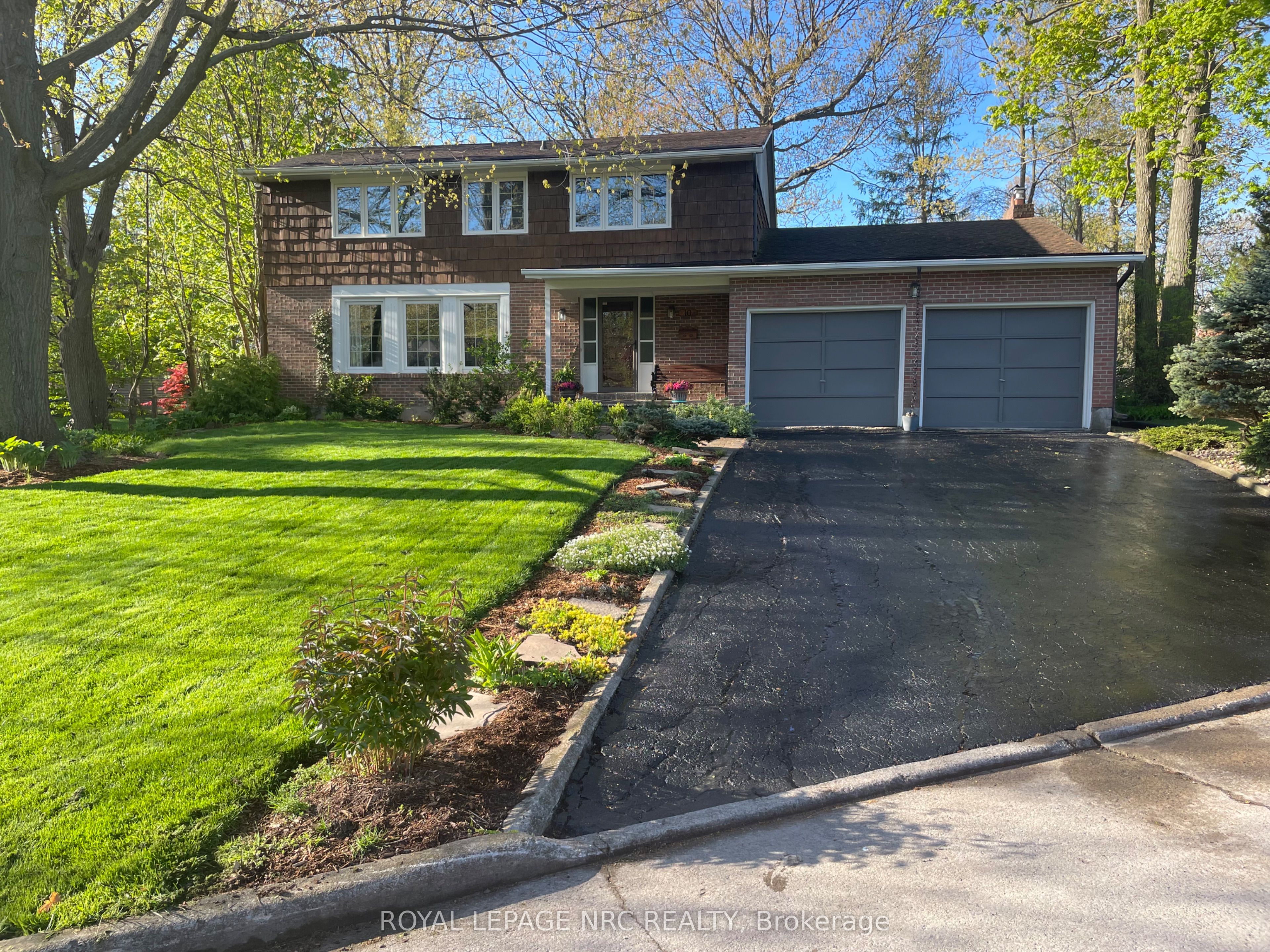 10 Briarfield Crescent Property Photo 1