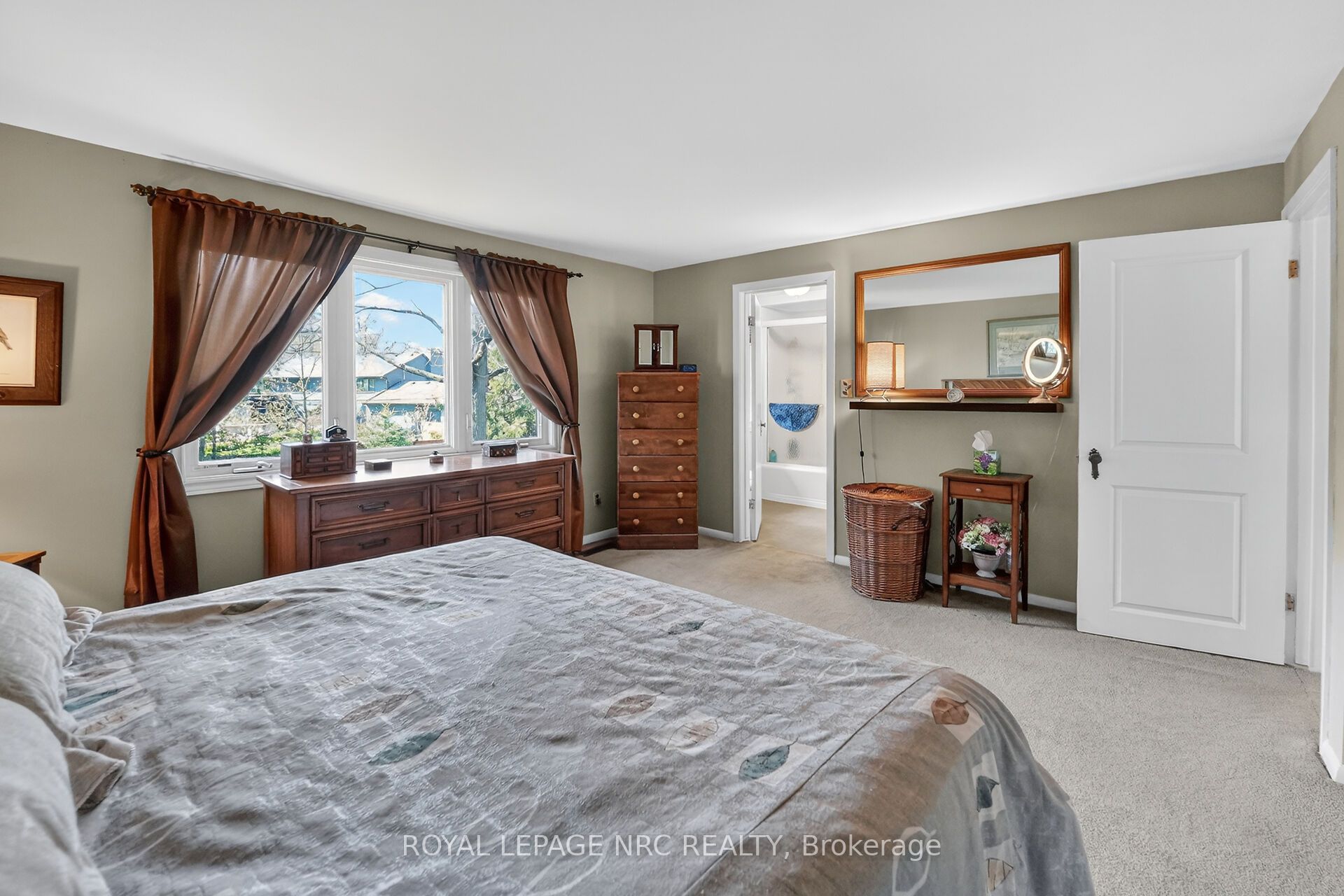 10 Briarfield Crescent Property Photo 22