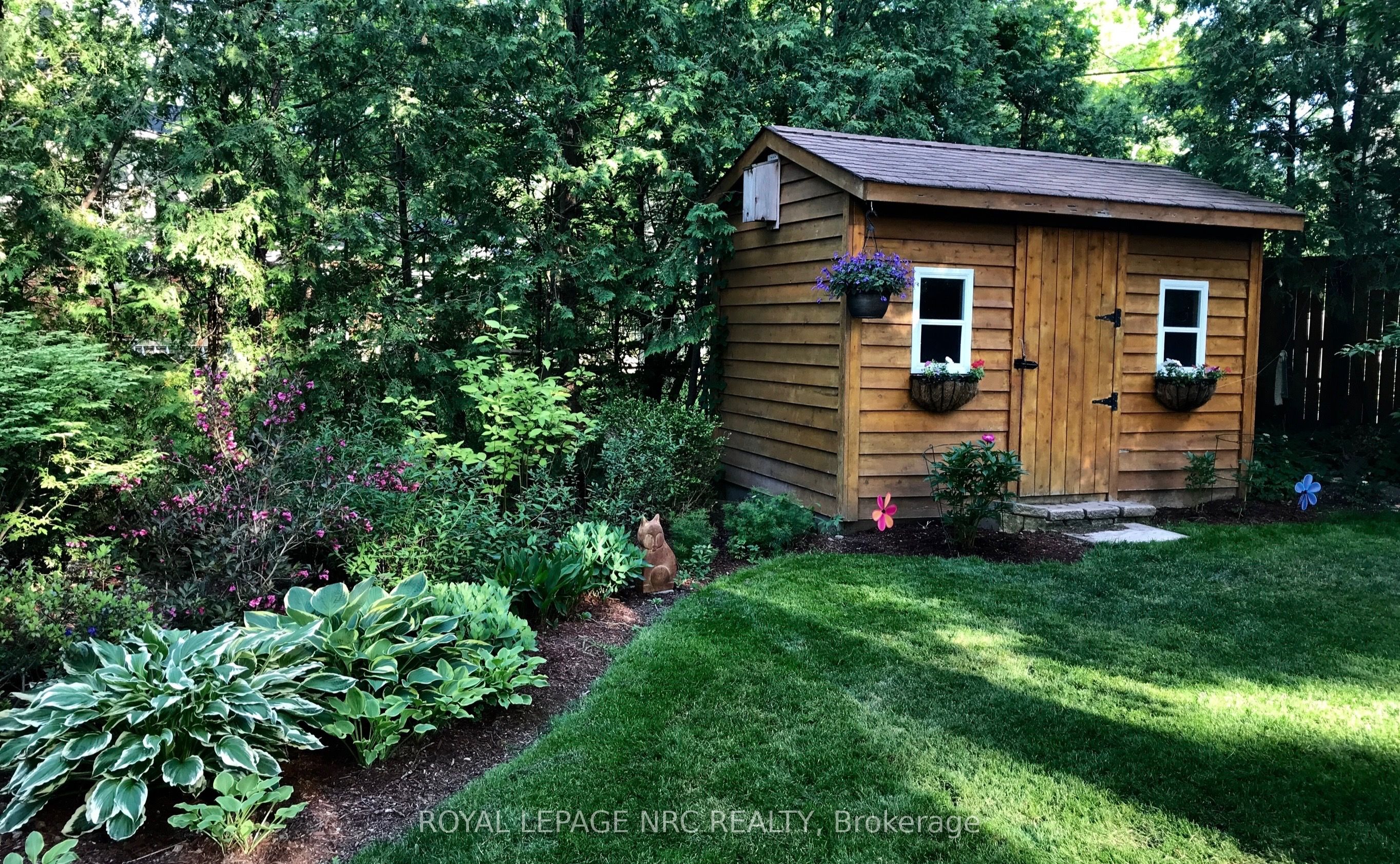 10 Briarfield Crescent Property Photo 47