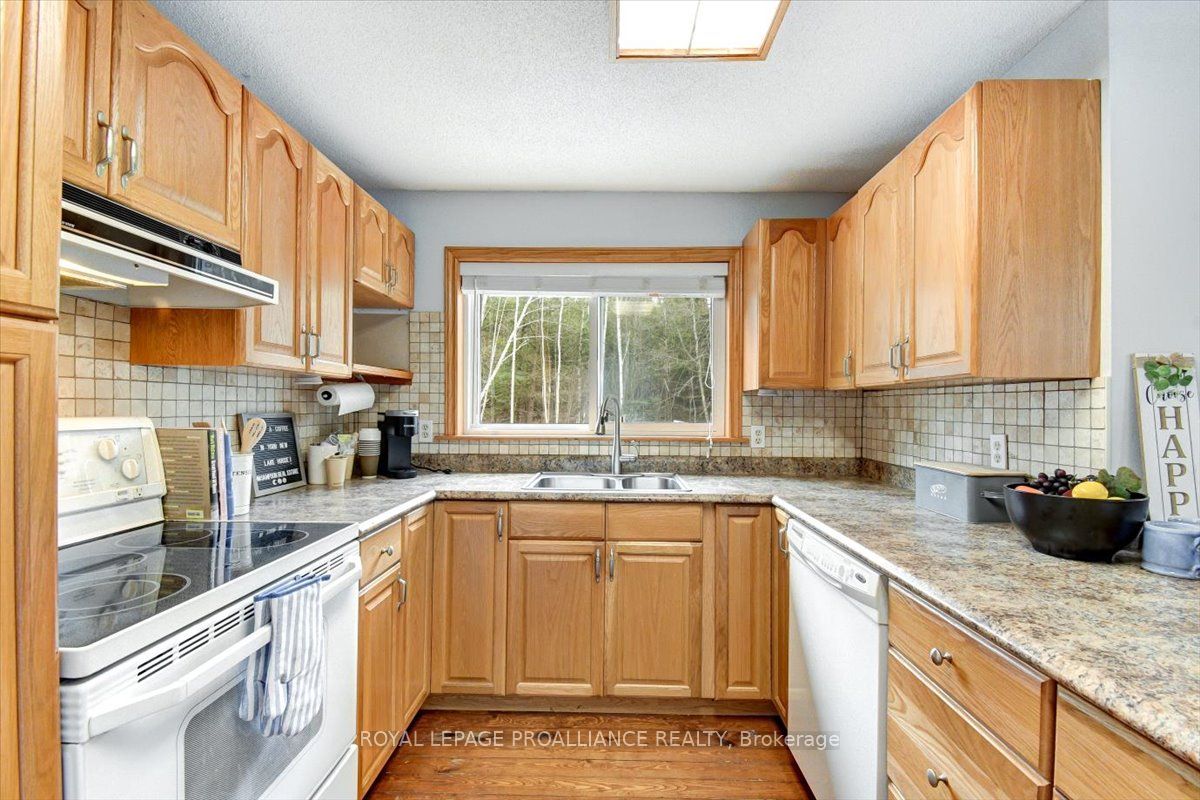 1407 Spooks Bay Lane Property Photo 9