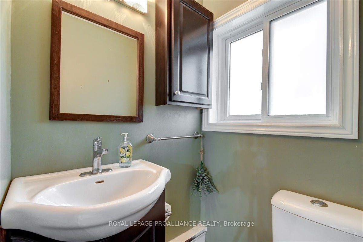 1407 Spooks Bay Lane Property Photo 13