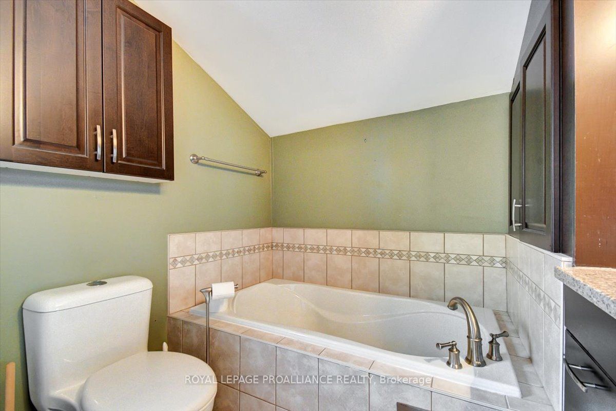 1407 Spooks Bay Lane Property Photo 25
