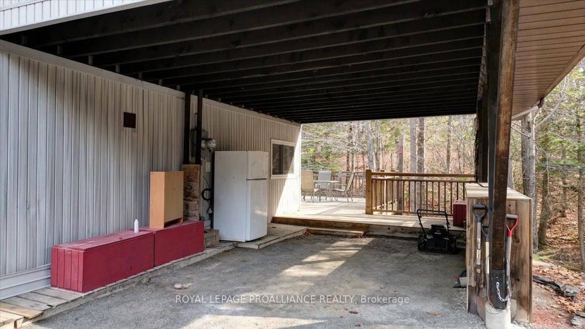 1407 Spooks Bay Lane Property Photo 30