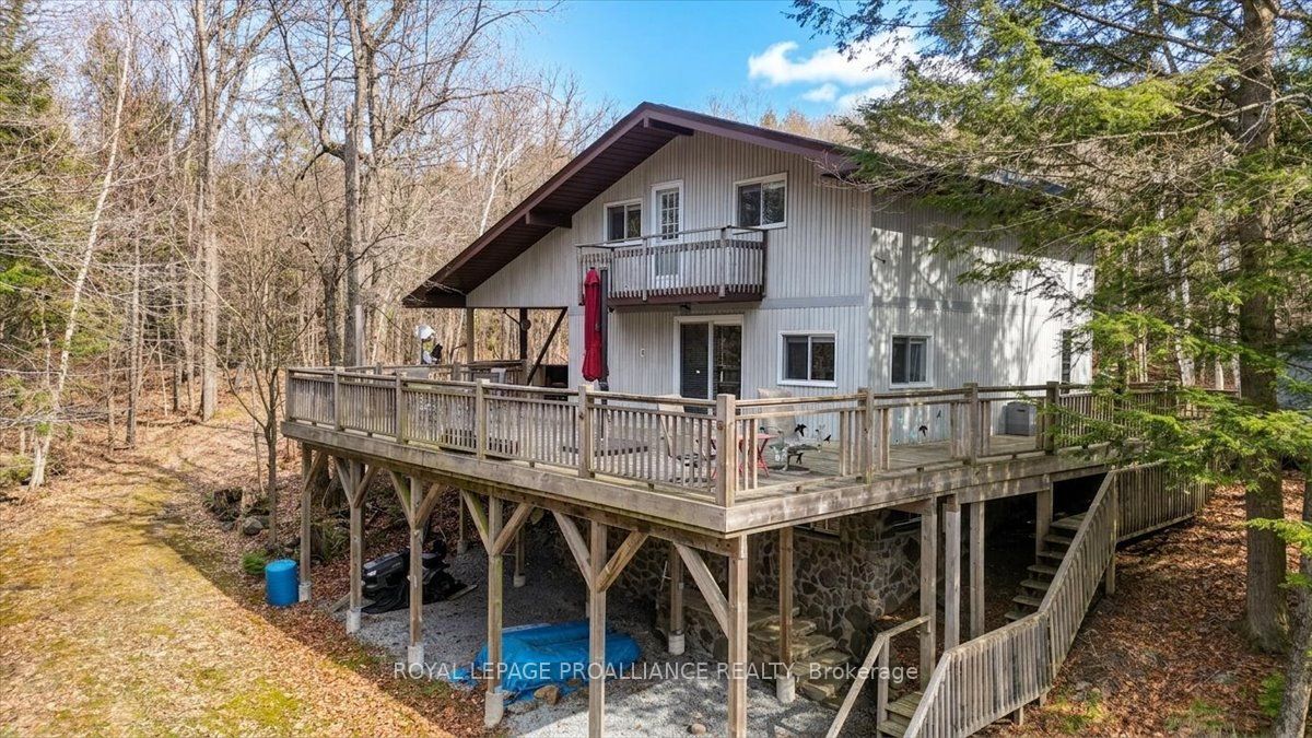 1407 Spooks Bay Lane Property Photo 32