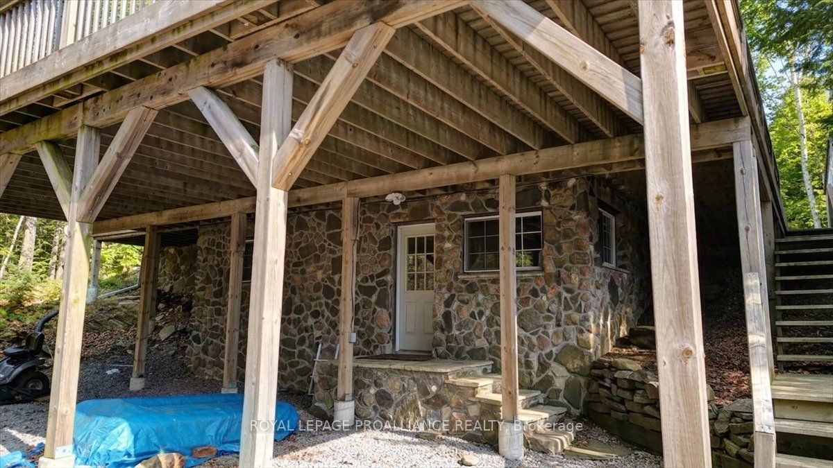 1407 Spooks Bay Lane Property Photo 36