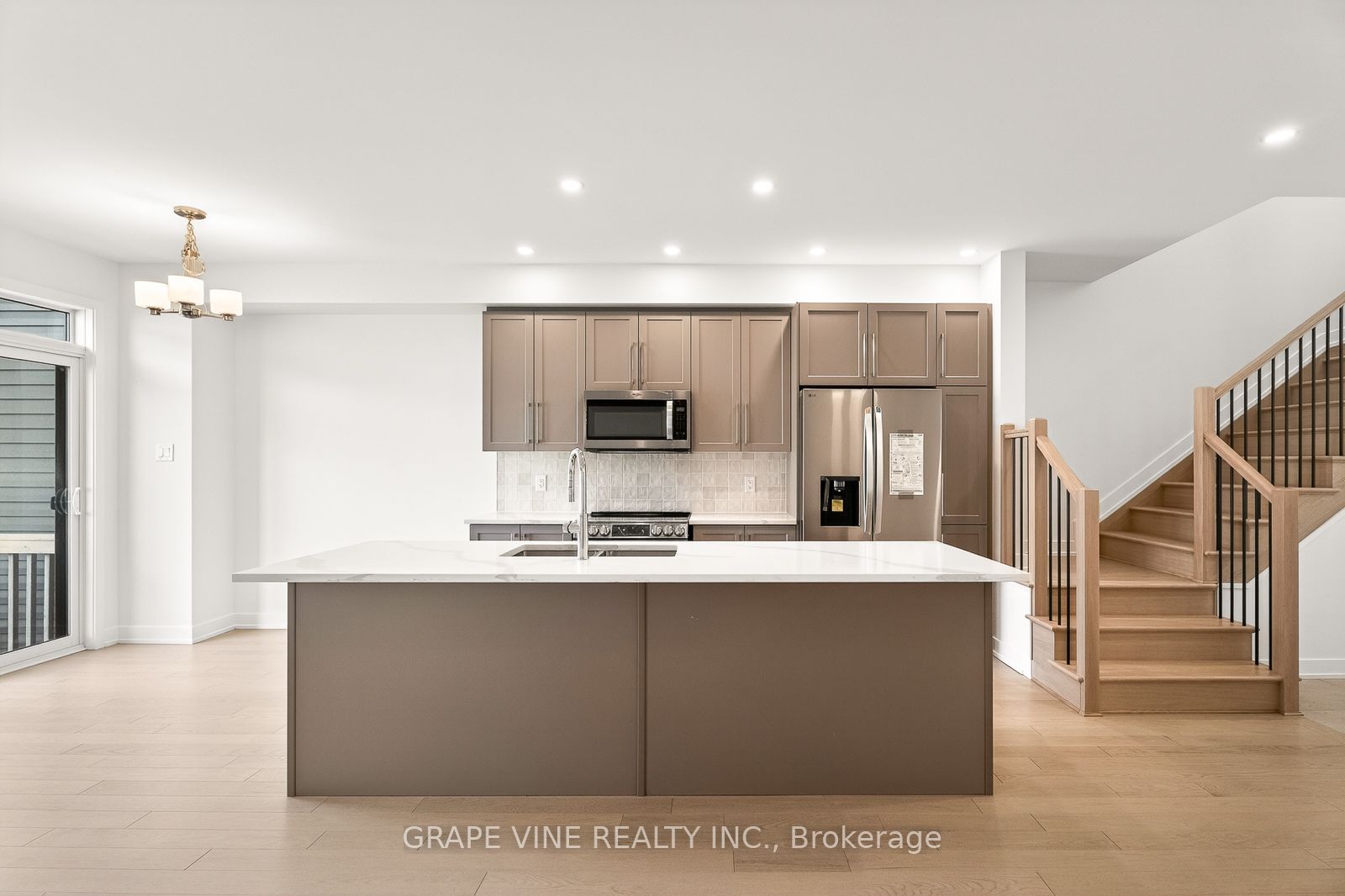 93 San Felice Circle Property Photo 10