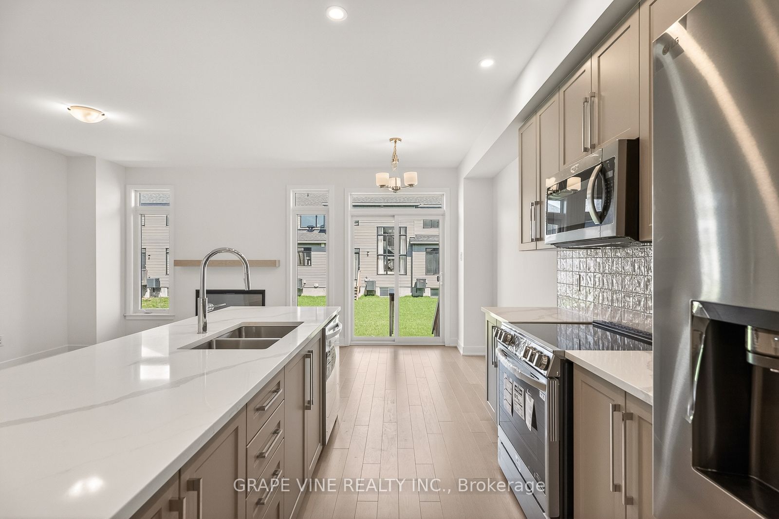93 San Felice Circle Property Photo 11