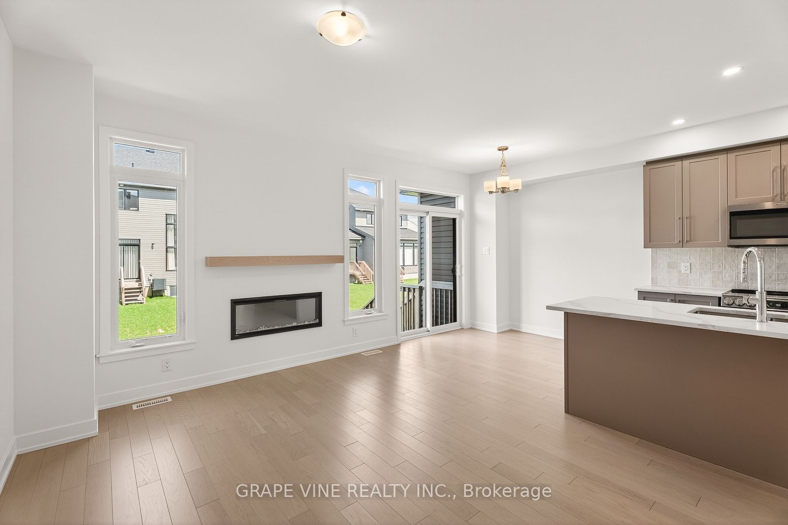 93 San Felice Circle Property Photo 15