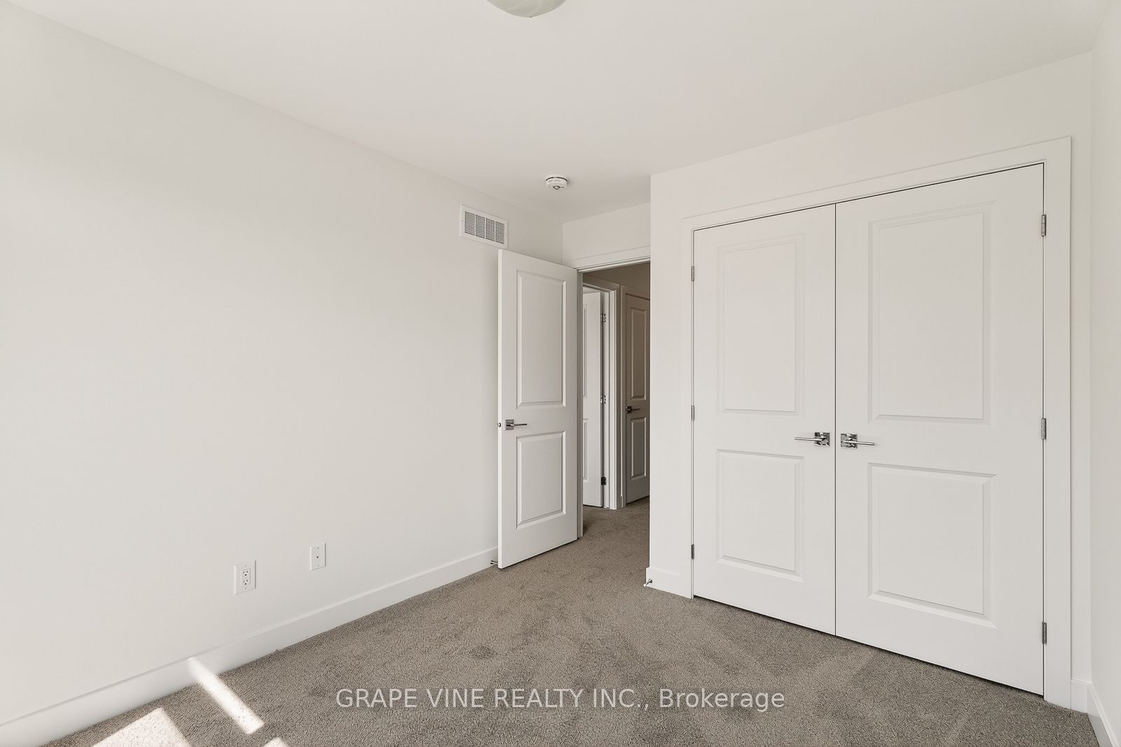 93 San Felice Circle Property Photo 26