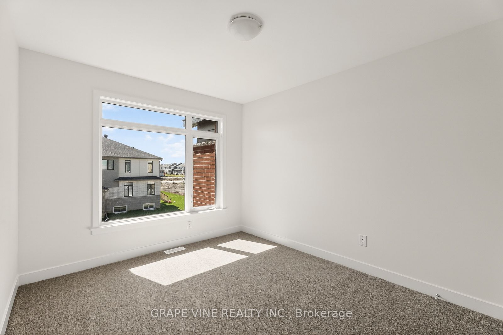 93 San Felice Circle Property Photo 28