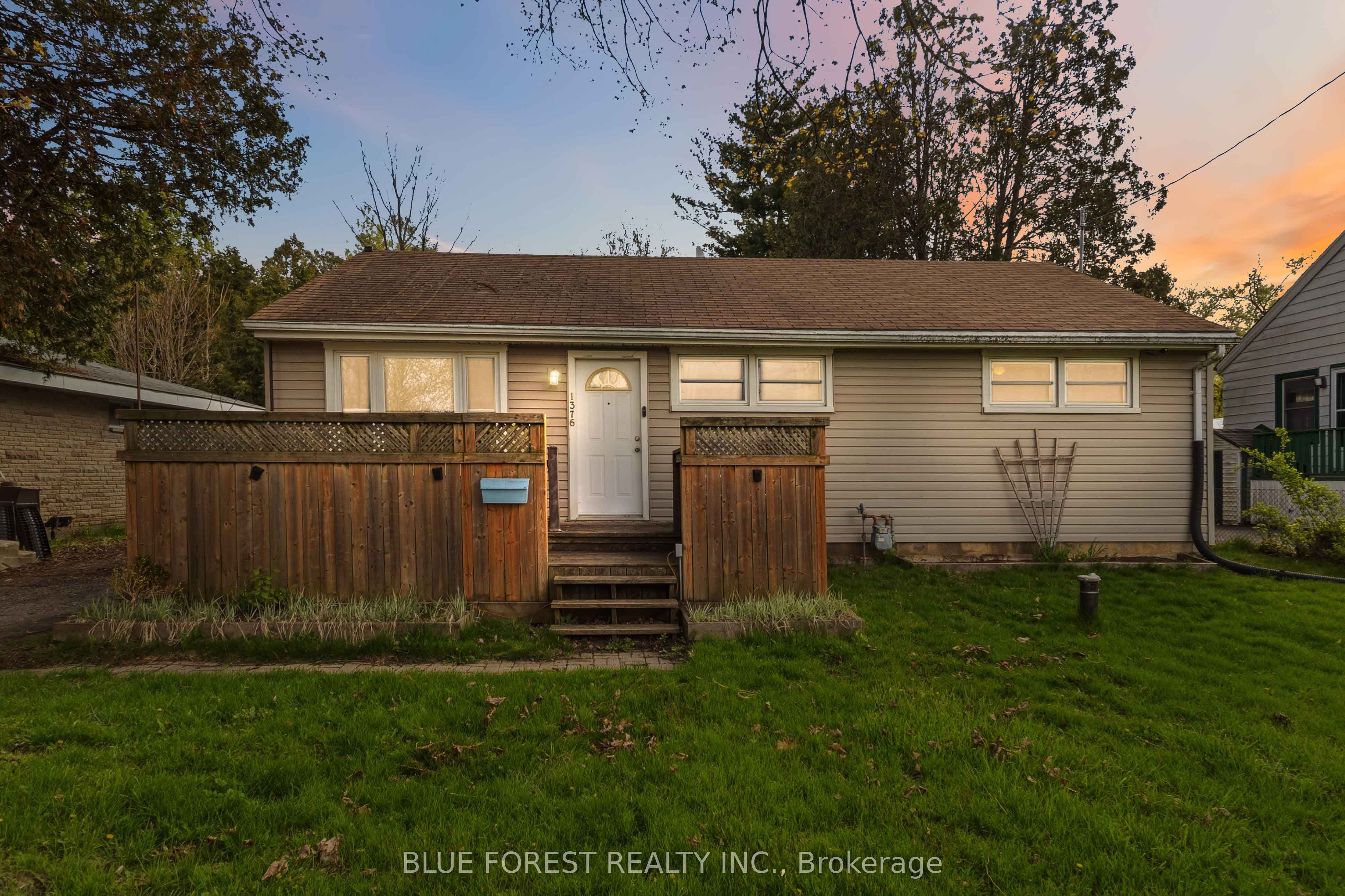 1376 Kostis Avenue Property Photo 7