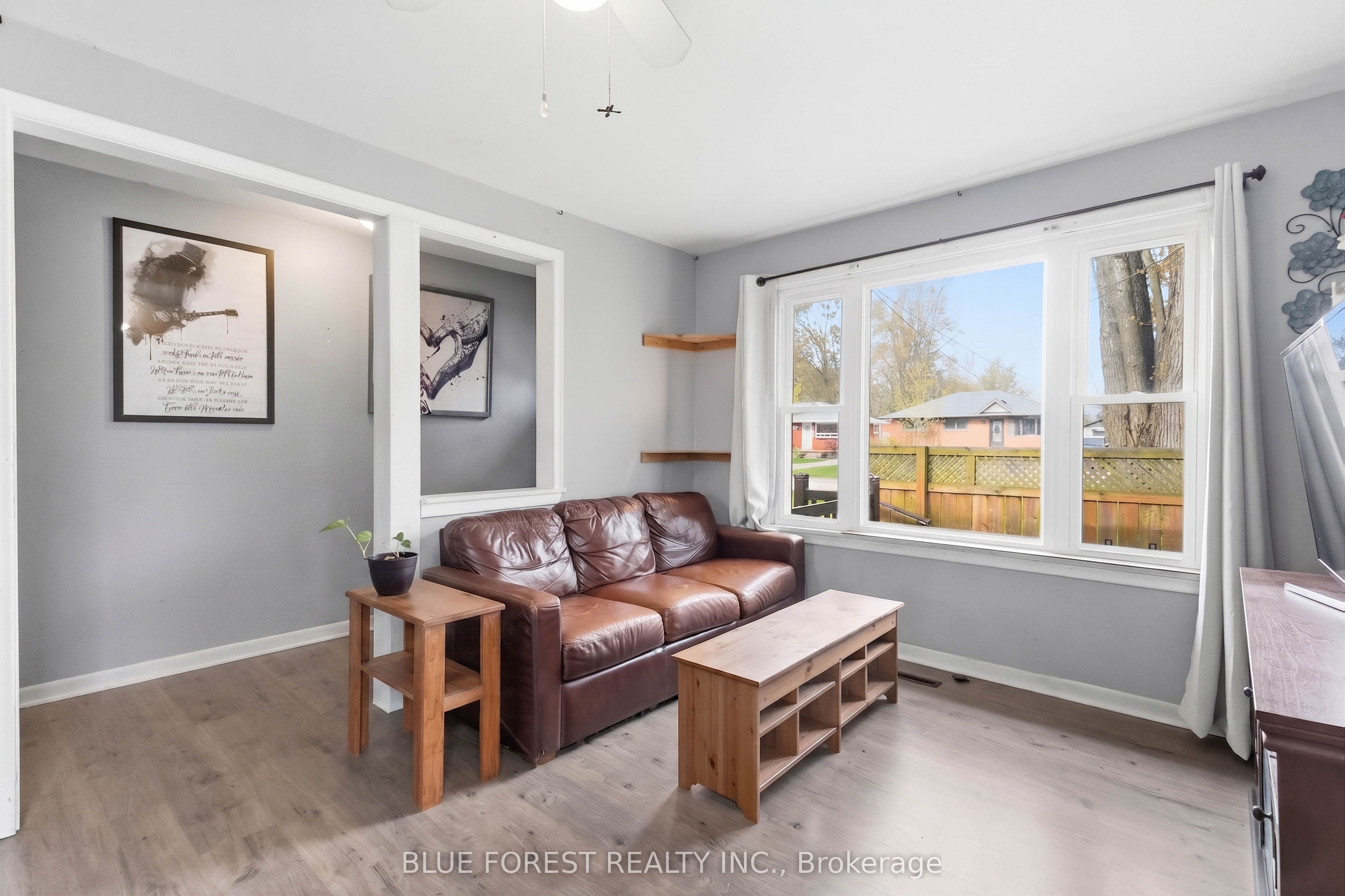 1376 Kostis Avenue Property Photo 11