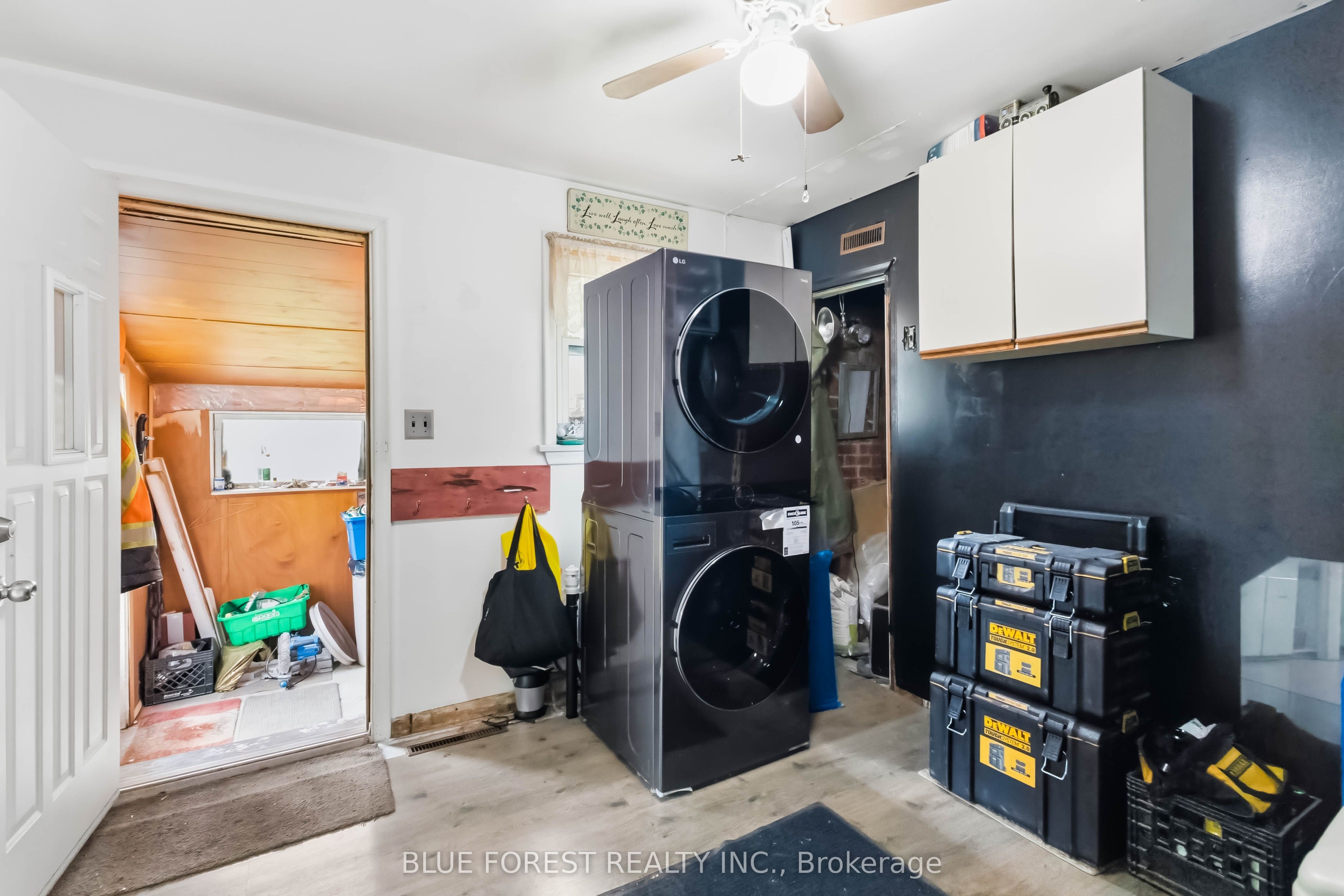 1376 Kostis Avenue Property Photo 20