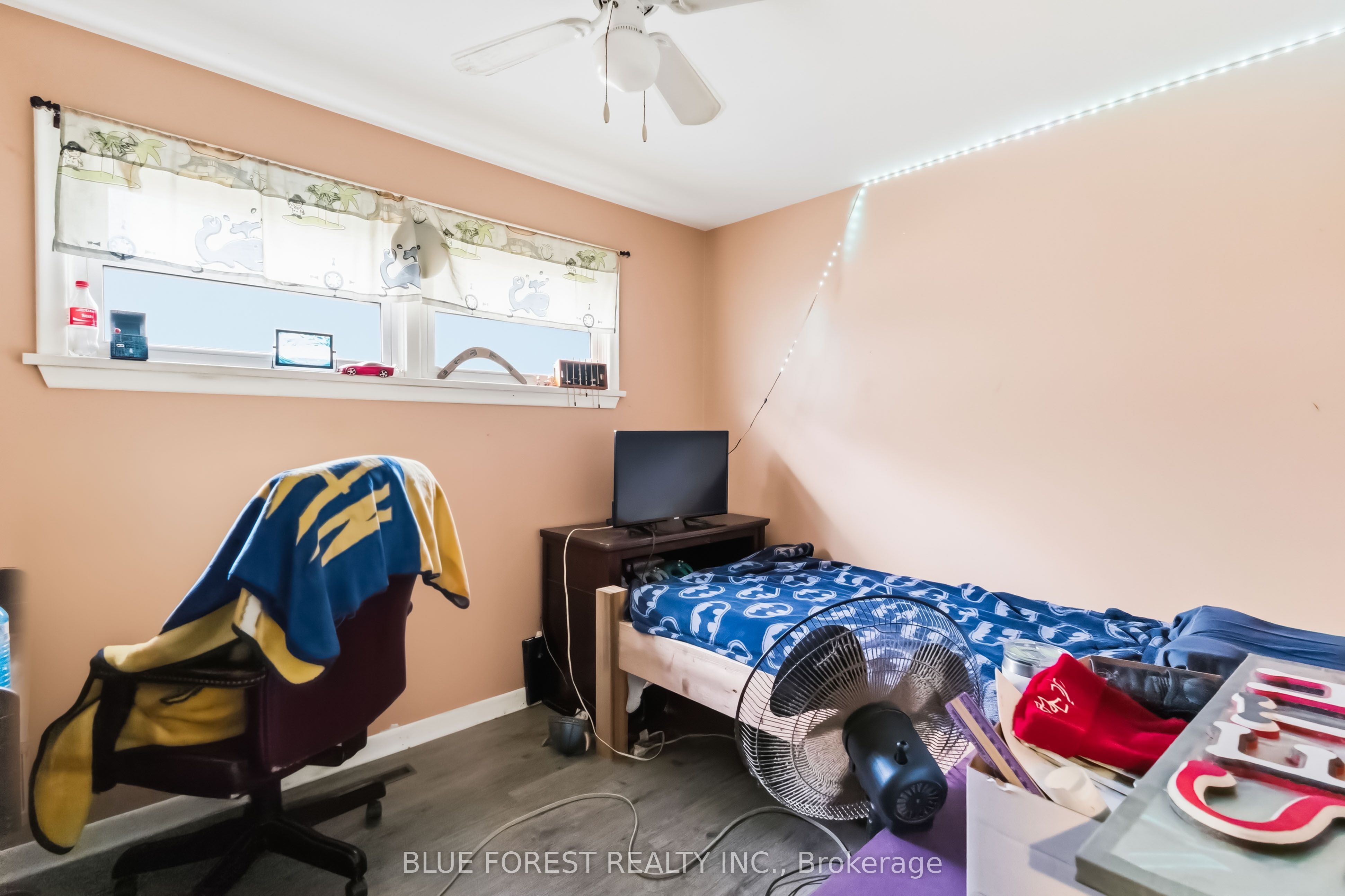 1376 Kostis Avenue Property Photo 25
