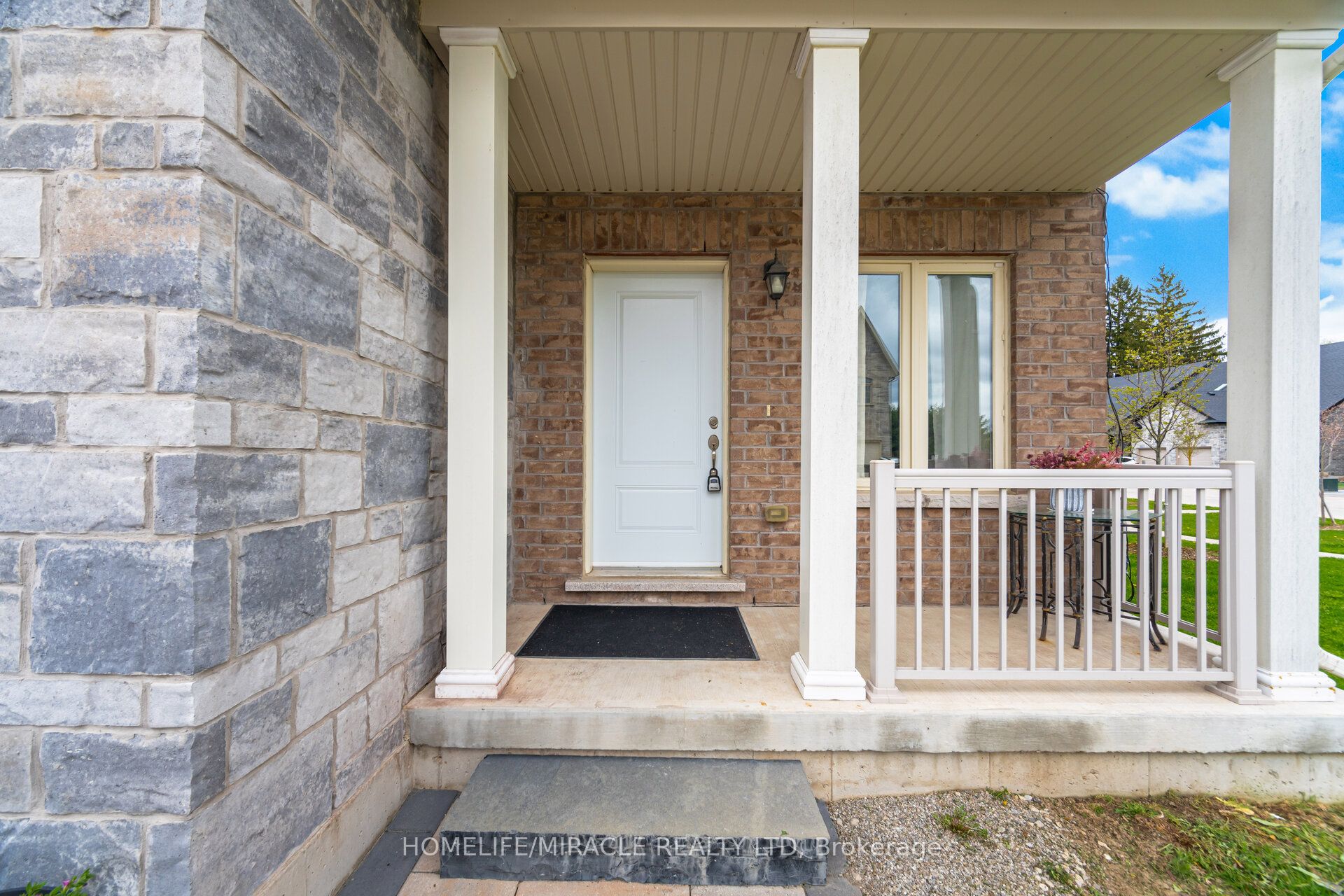 169 Berkshire Drive Property Photo 8