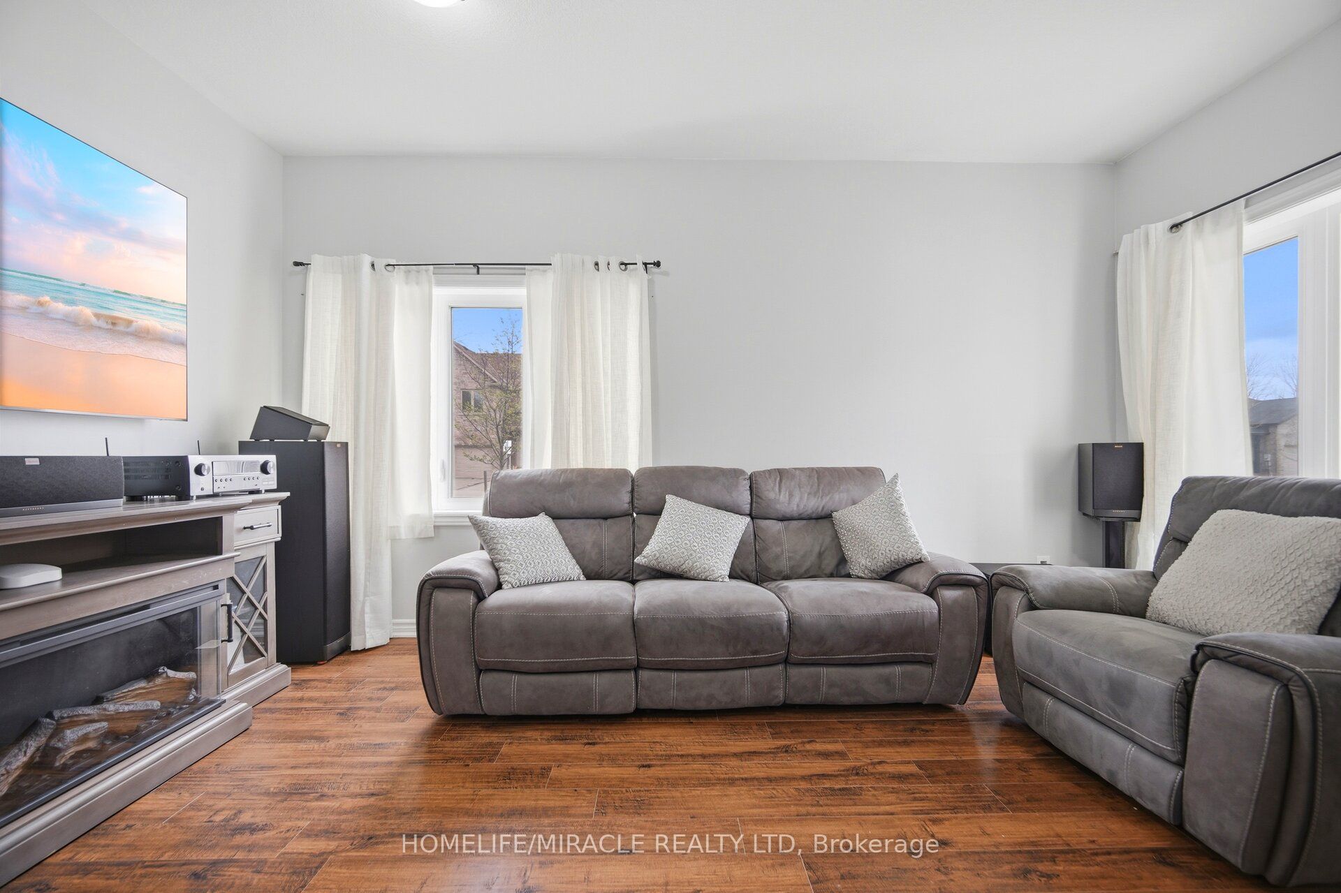 169 Berkshire Drive Property Photo 11