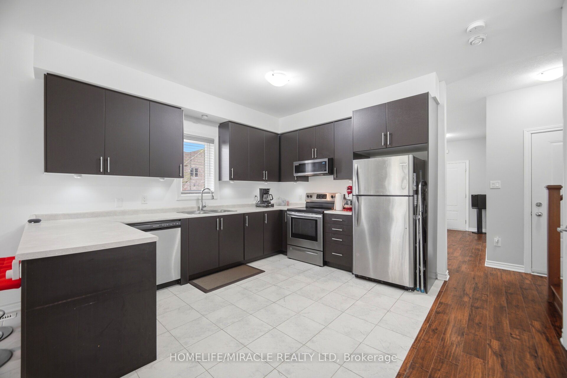 169 Berkshire Drive Property Photo 16