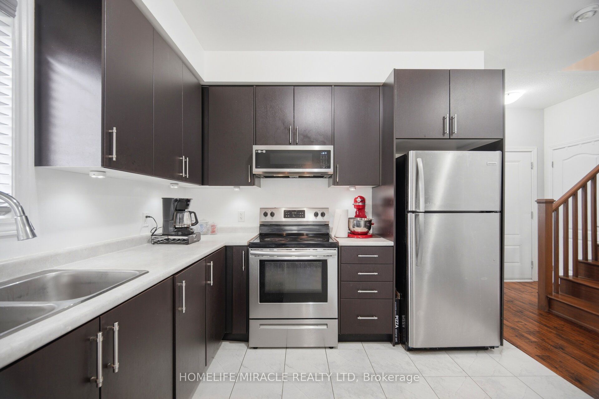 169 Berkshire Drive Property Photo 17