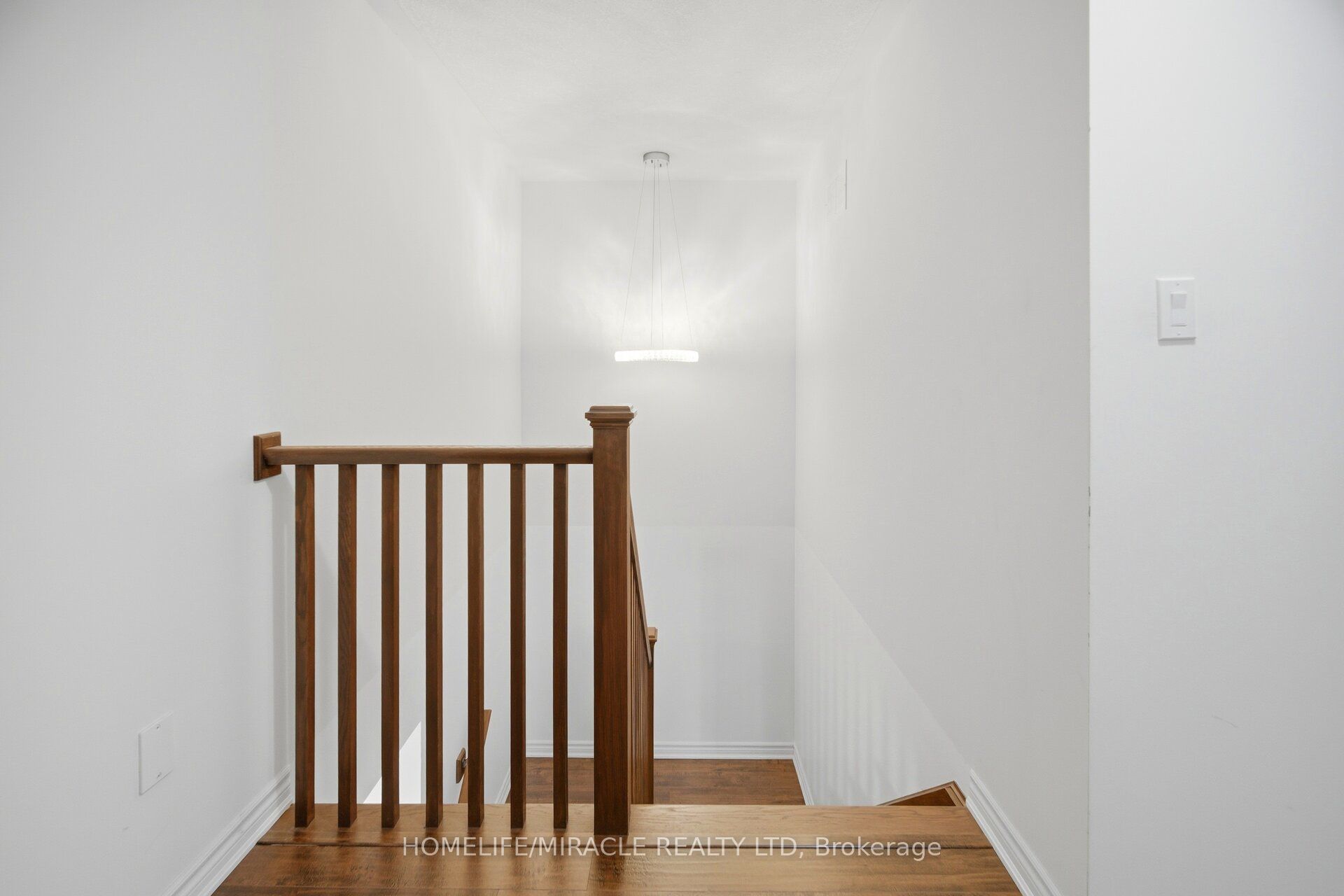 169 Berkshire Drive Property Photo 28