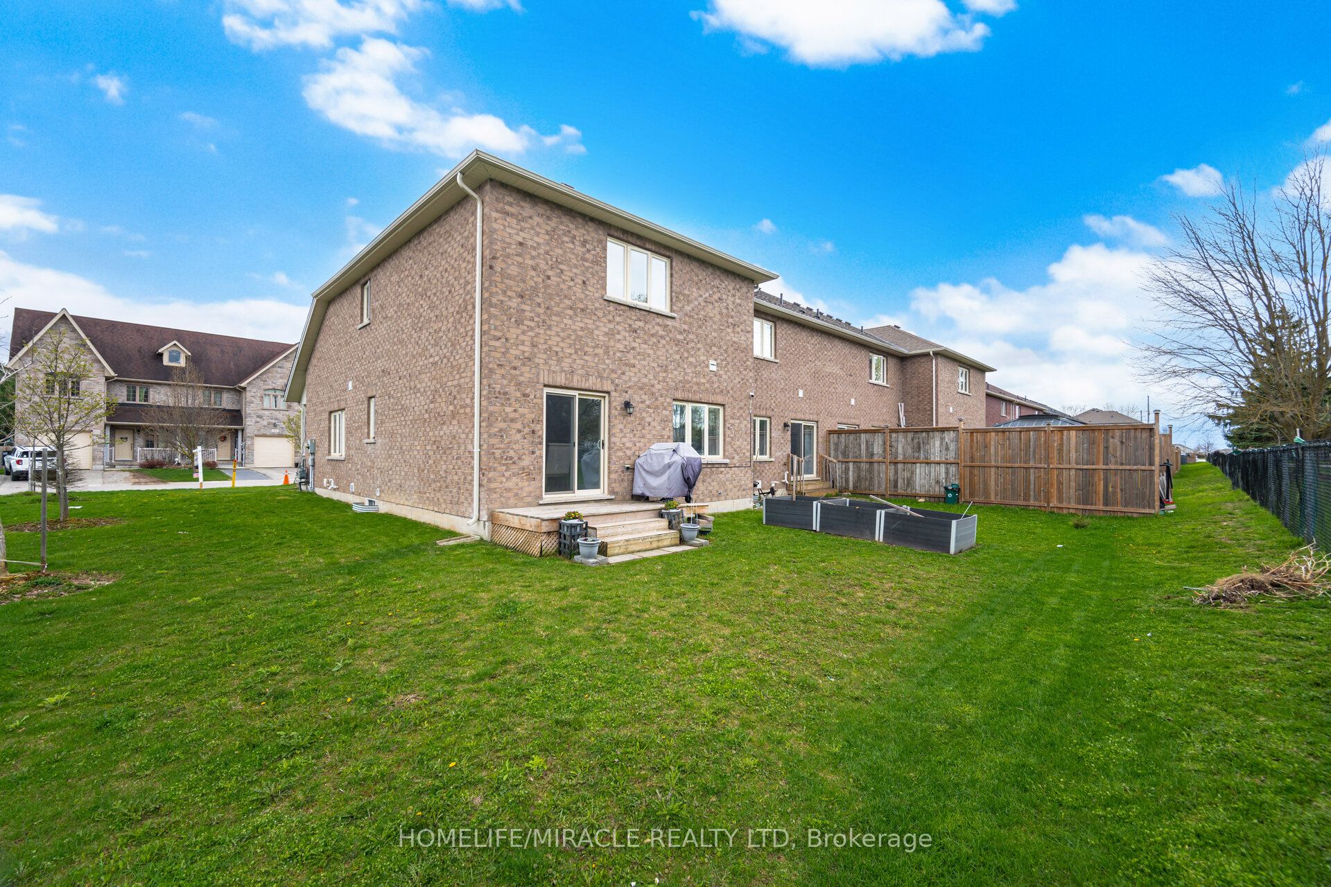 169 Berkshire Drive Property Photo 40