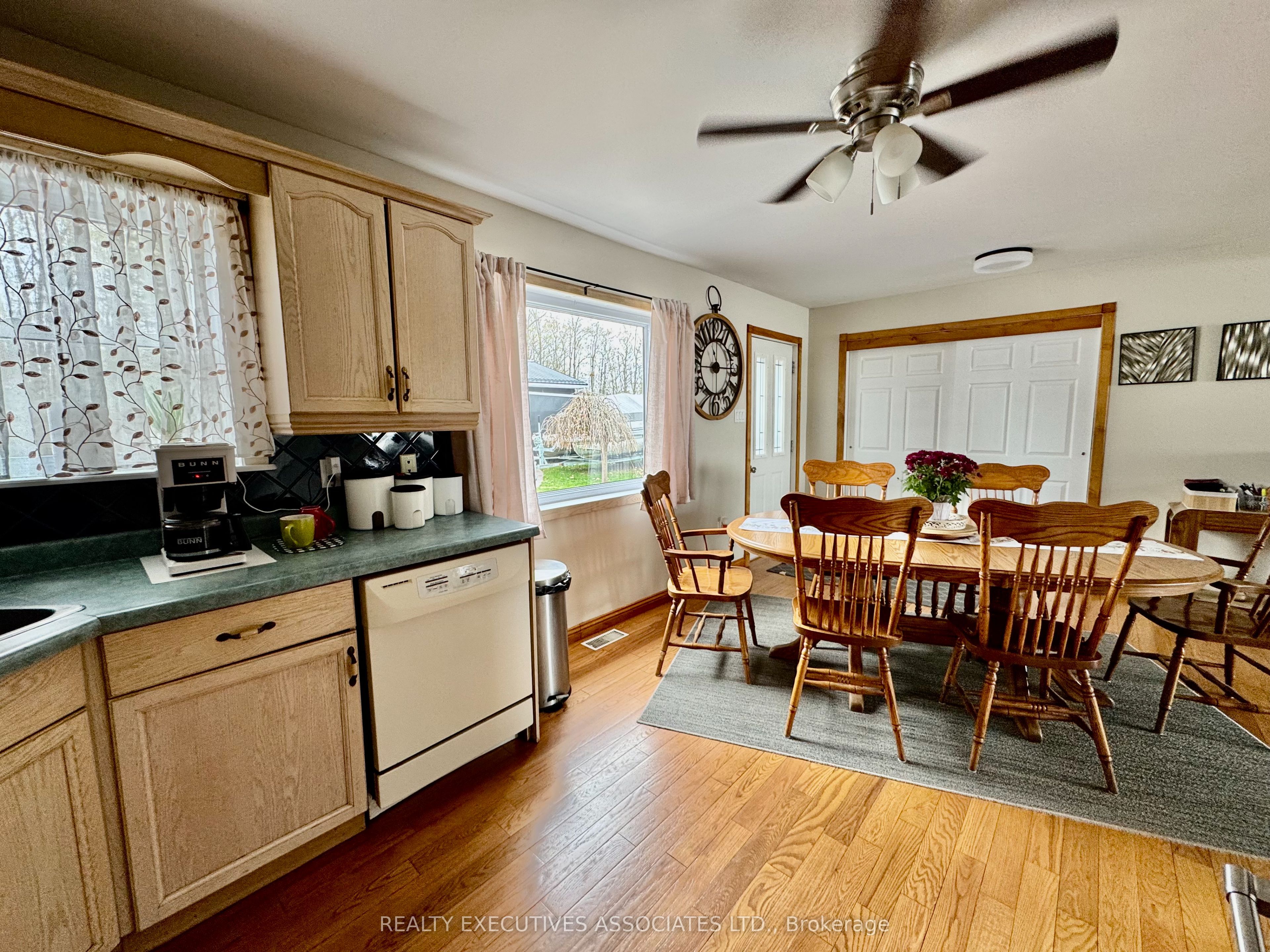 36 West Lane Property Photo 10
