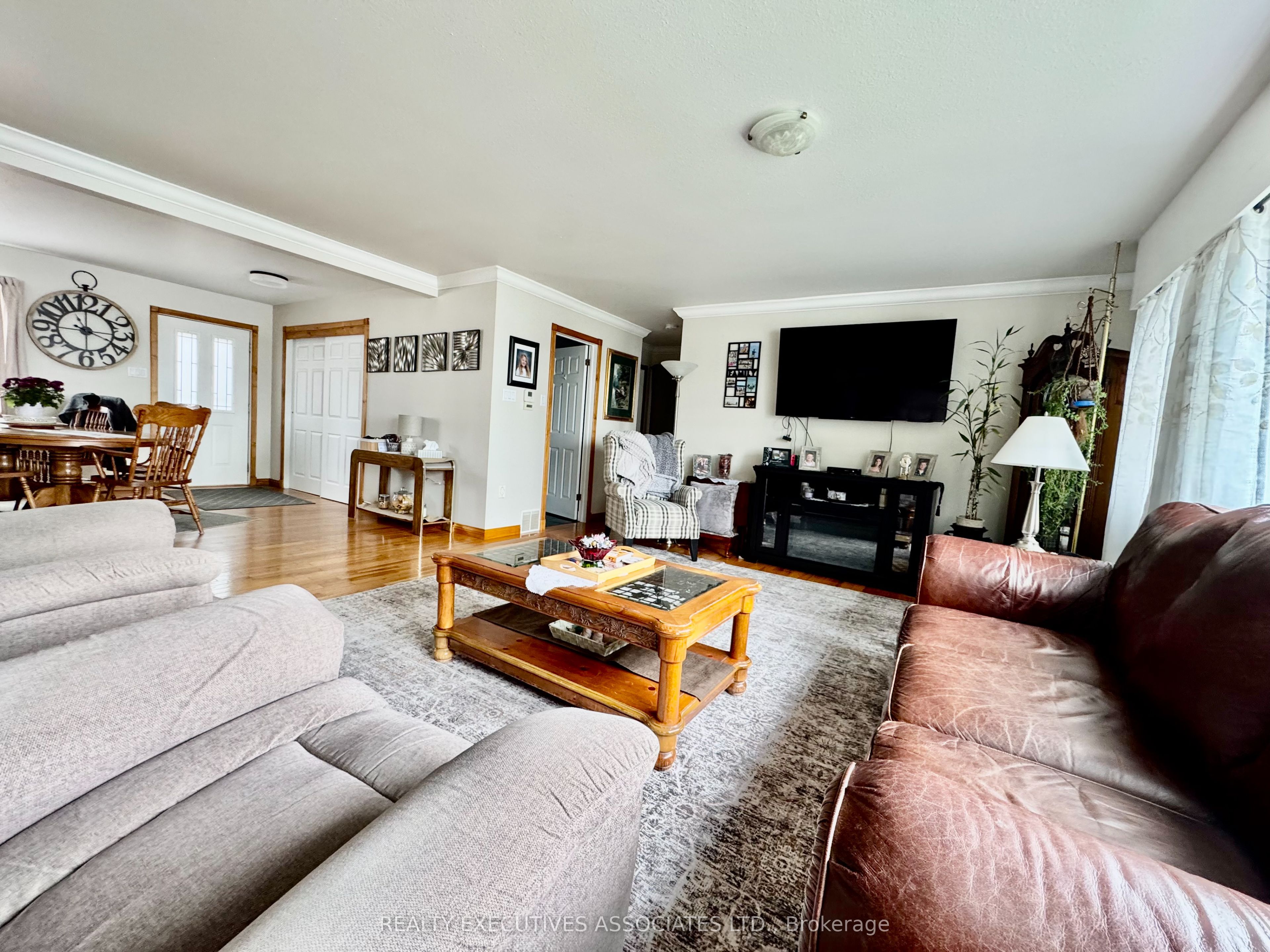 36 West Lane Property Photo 14