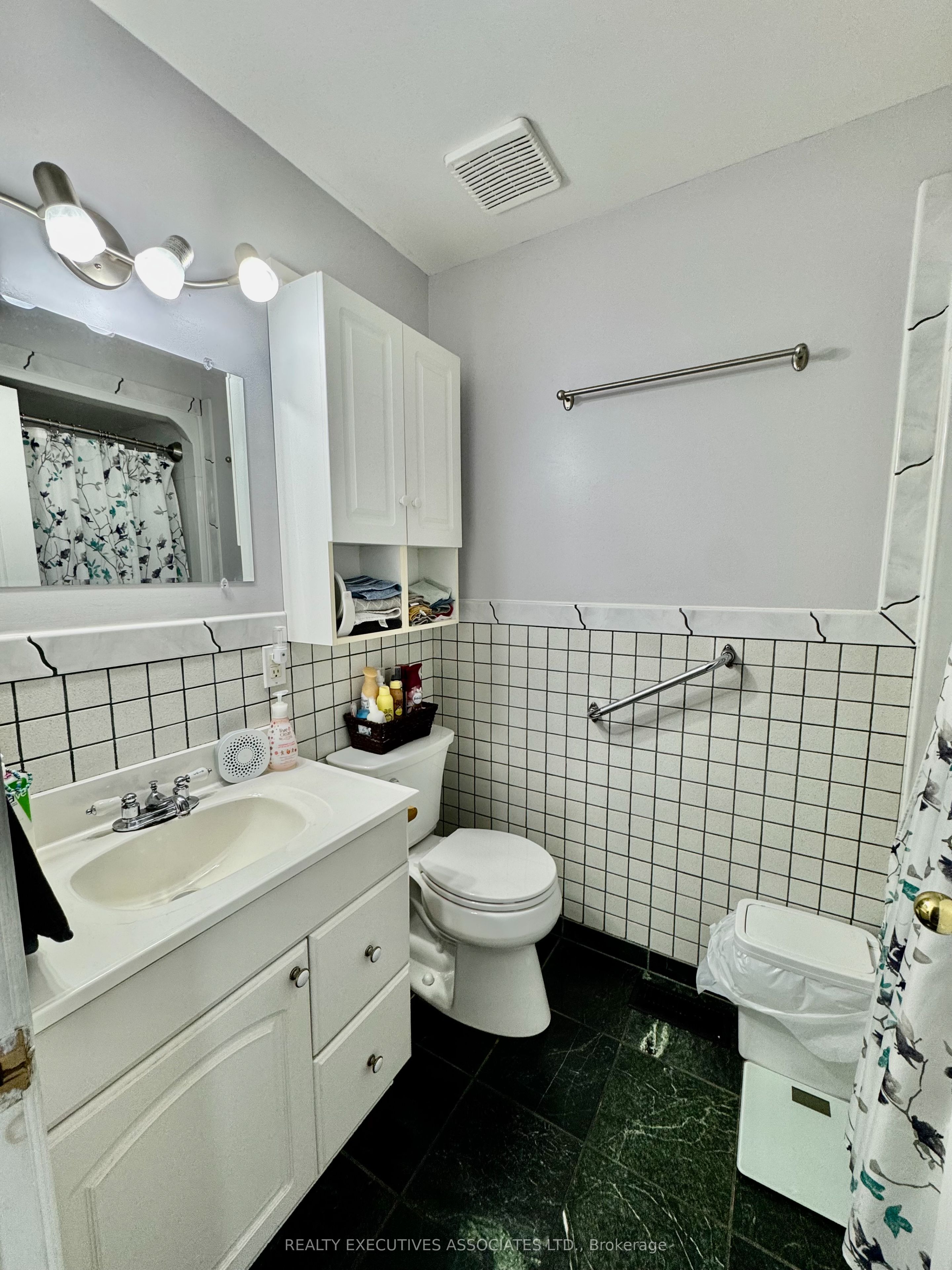 36 West Lane Property Photo 22