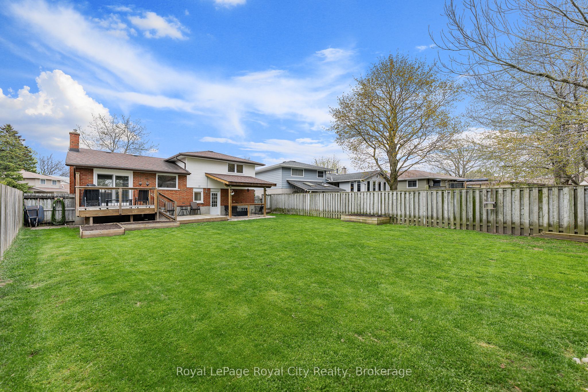 16 Sanderson Drive Property Photo 31