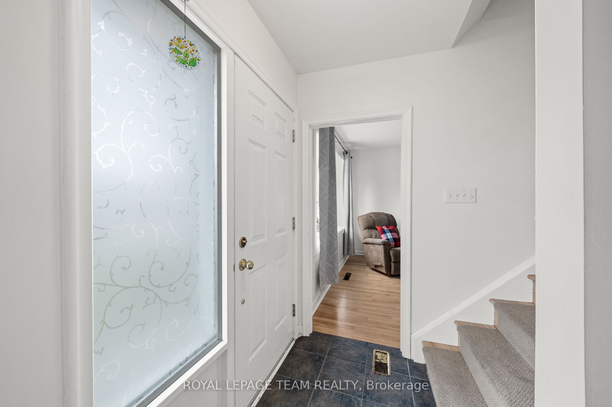 873 Smyth Road Property Photo 8