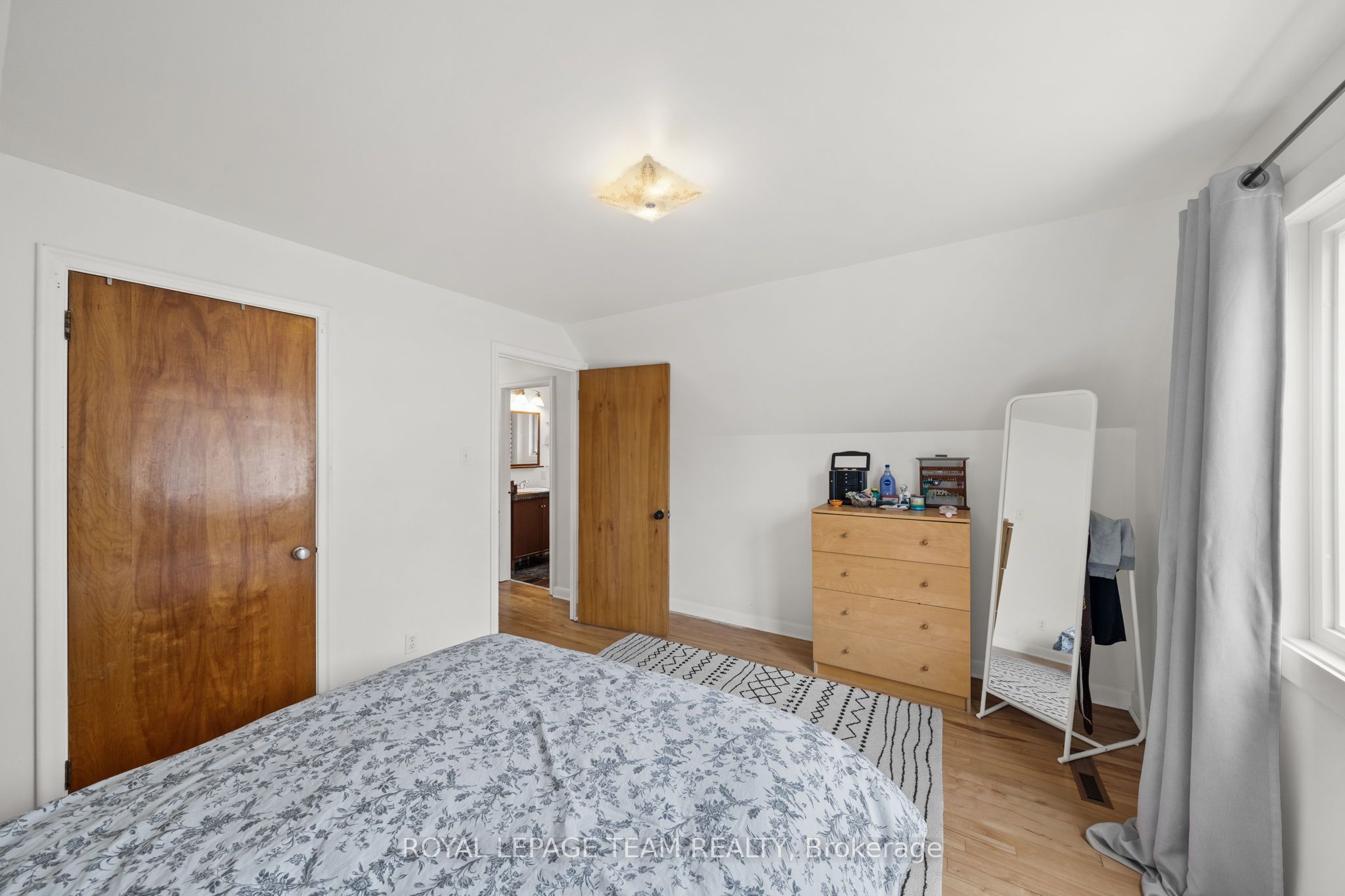 873 Smyth Road Property Photo 25