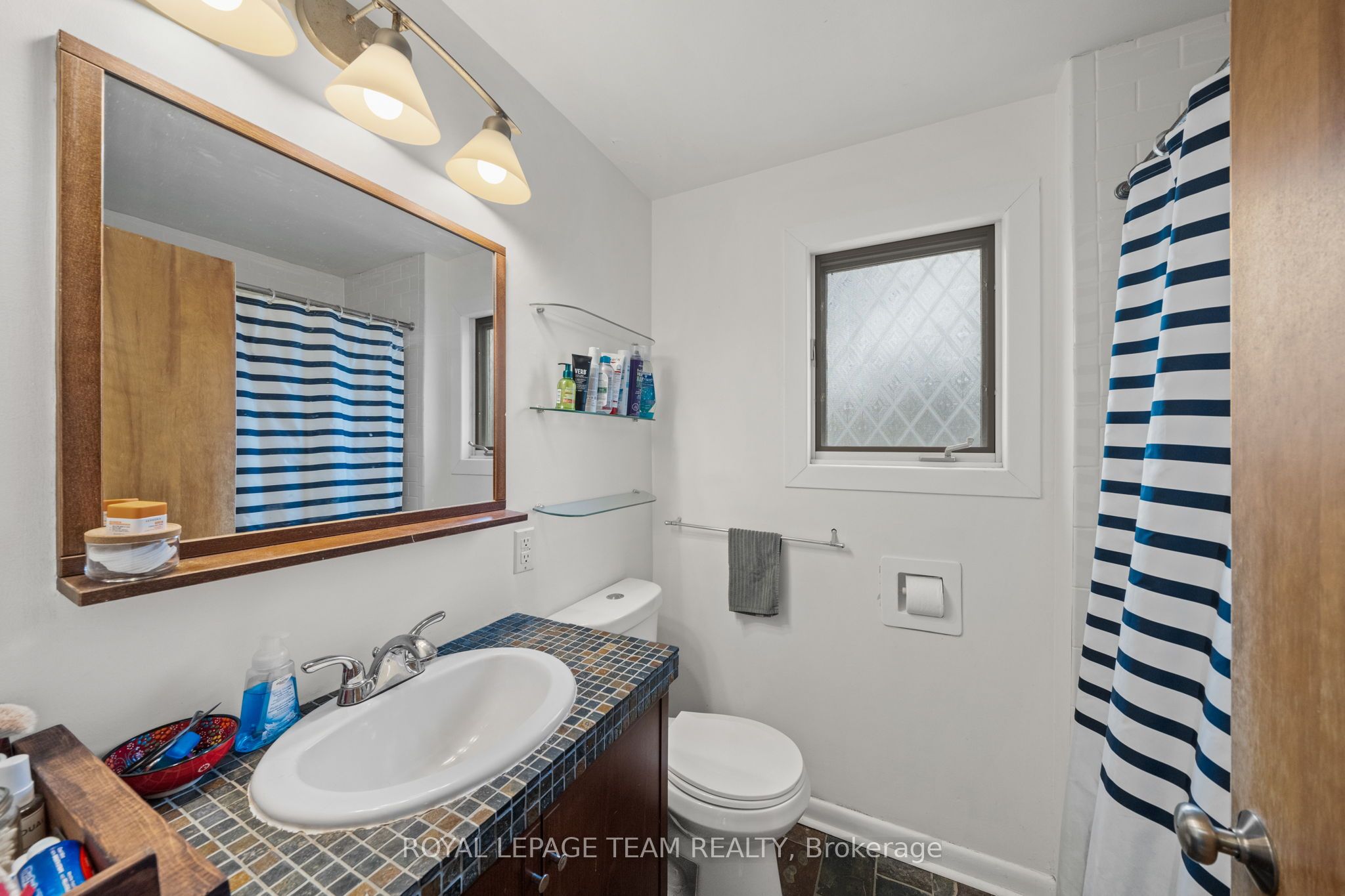 873 Smyth Road Property Photo 28