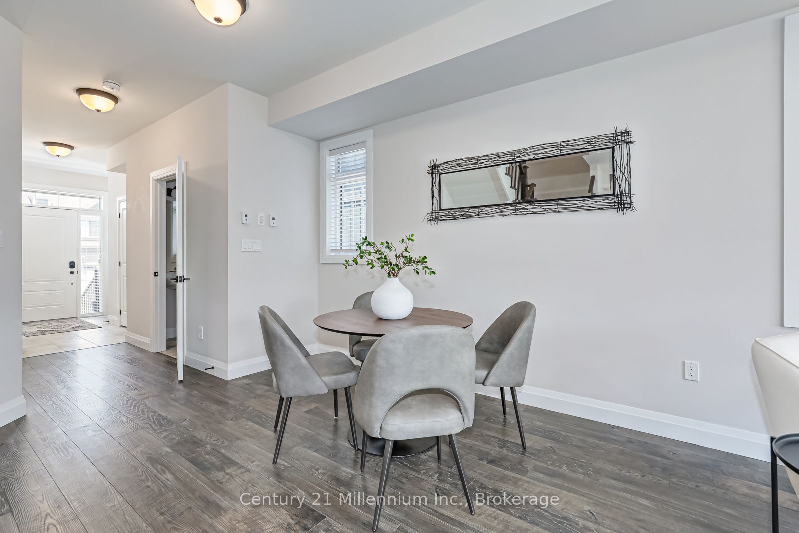 168 Yellow Birch Crescent Property Photo 8