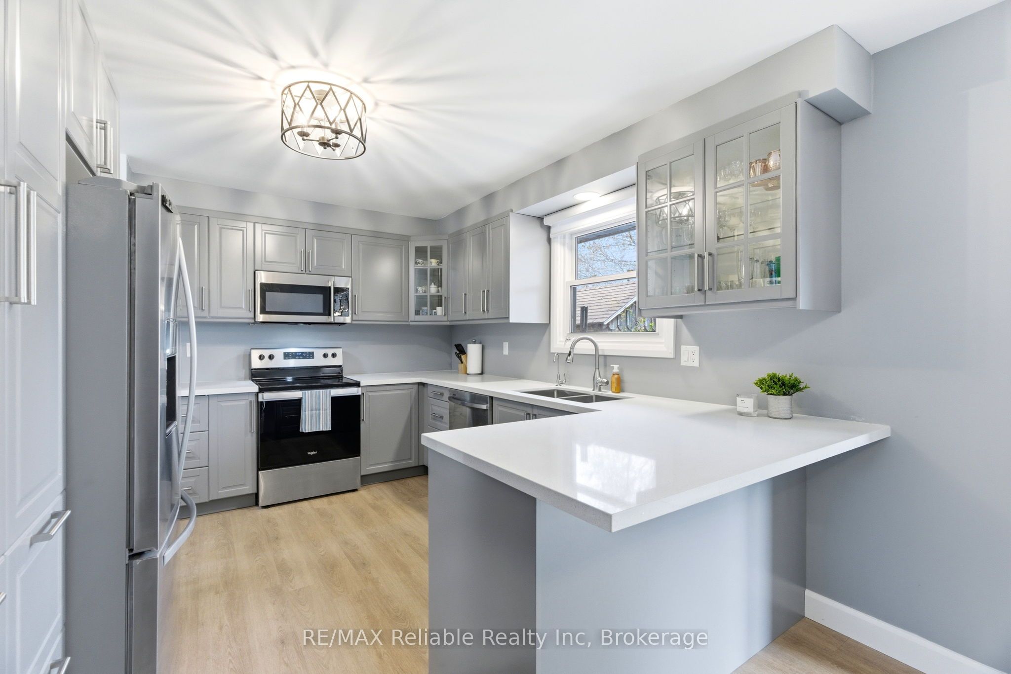 313 Krohmer Drive Property Photo 15