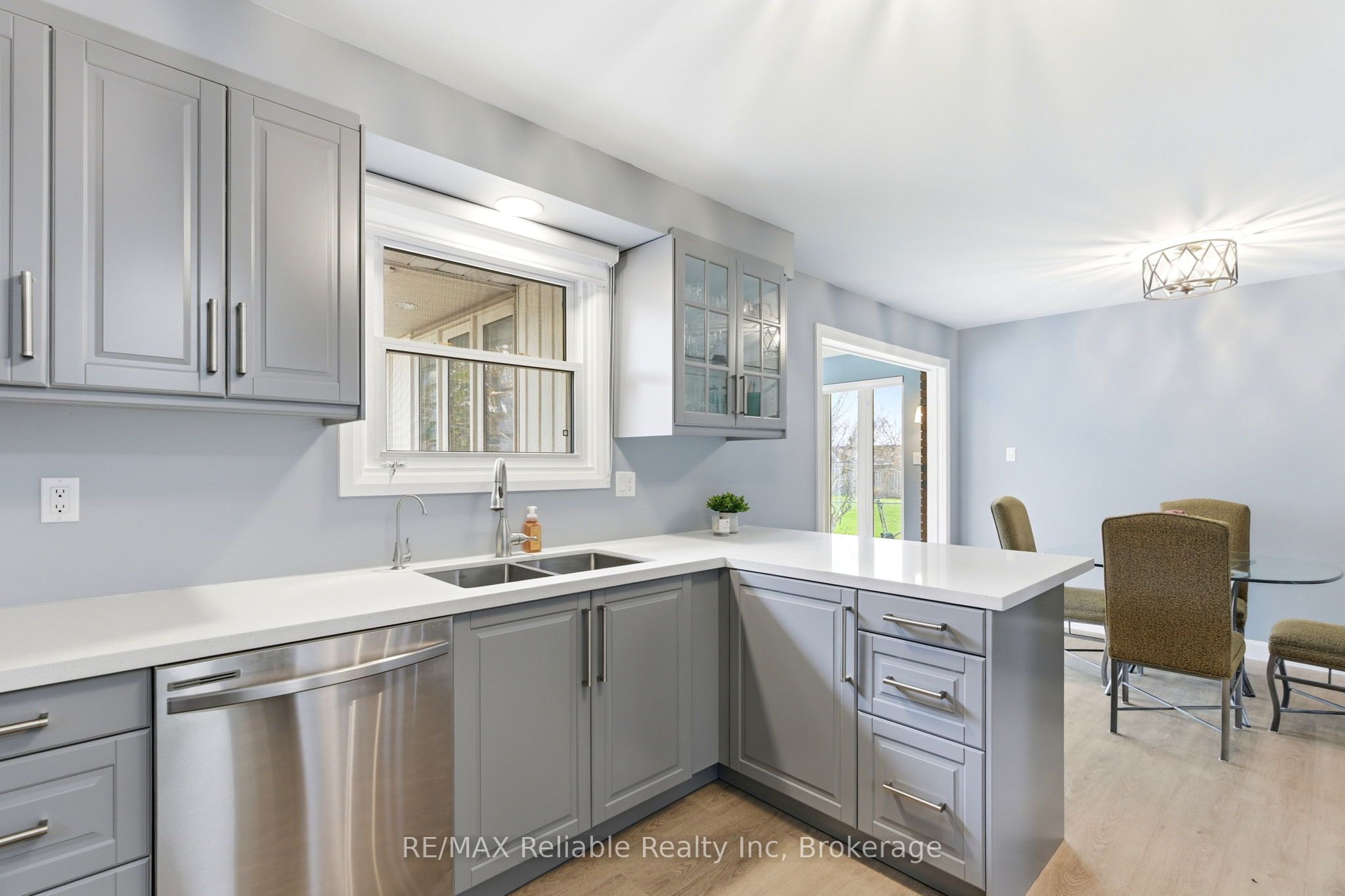 313 Krohmer Drive Property Photo 20