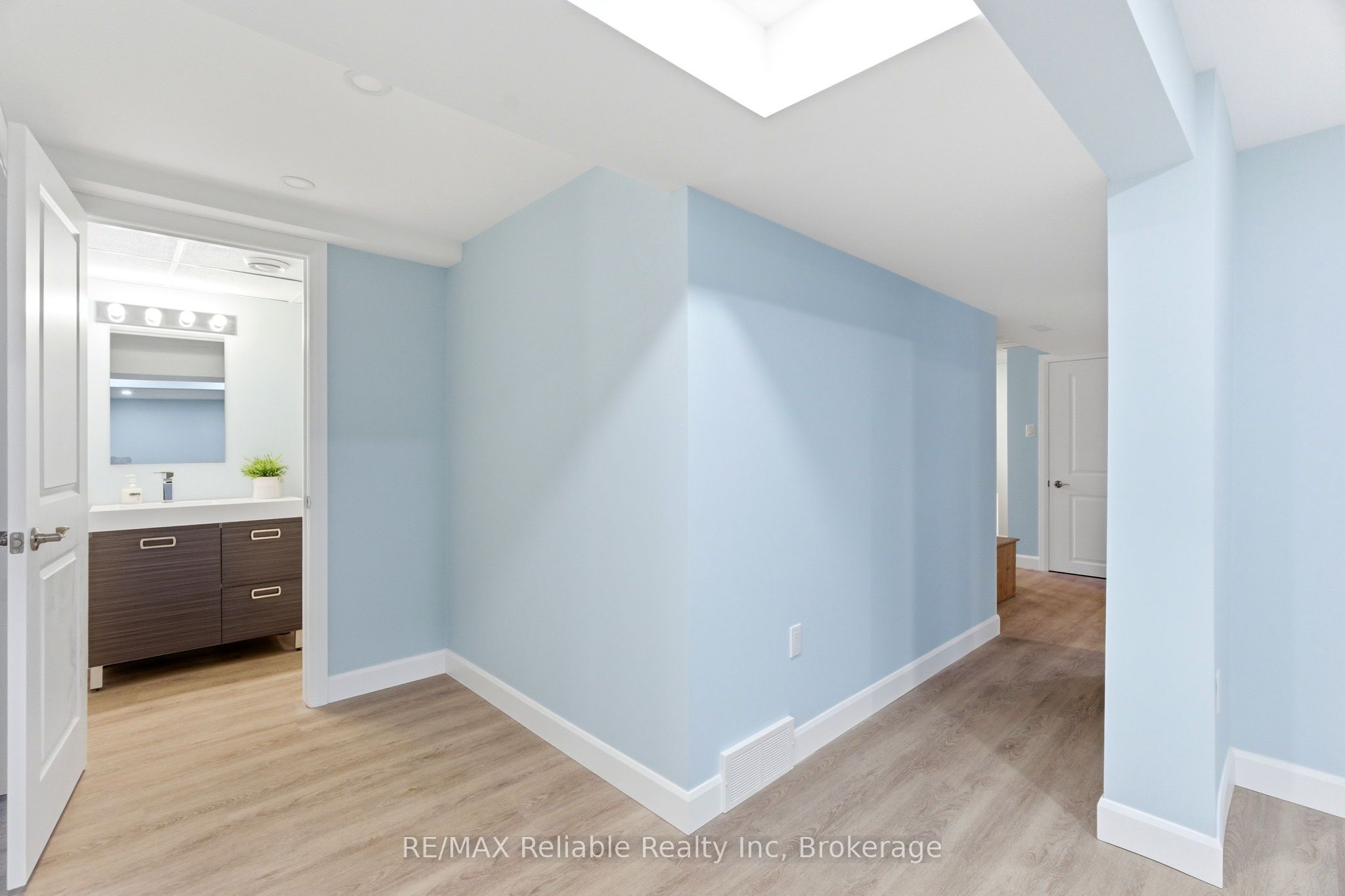 313 Krohmer Drive Property Photo 36
