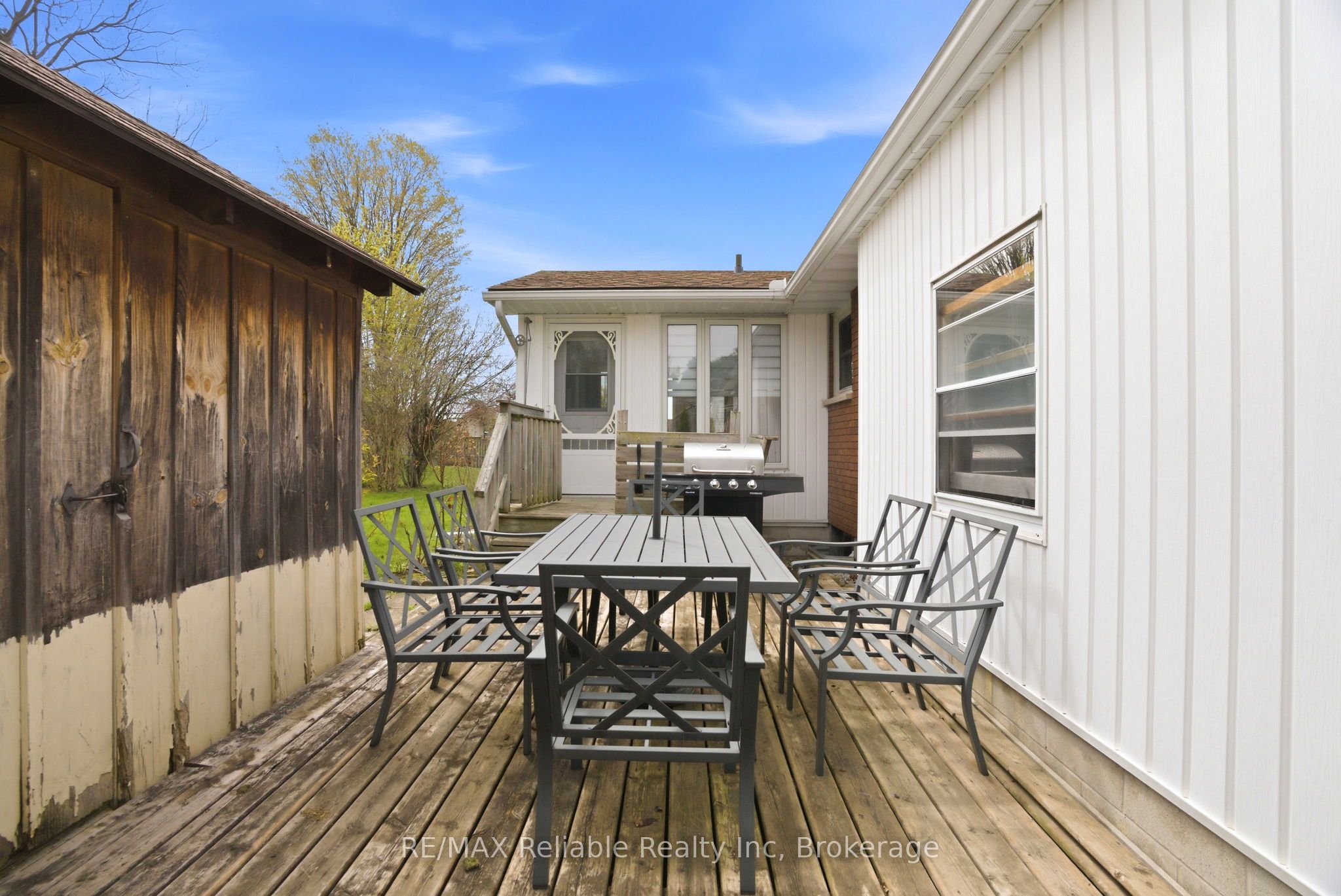 313 Krohmer Drive Property Photo 38