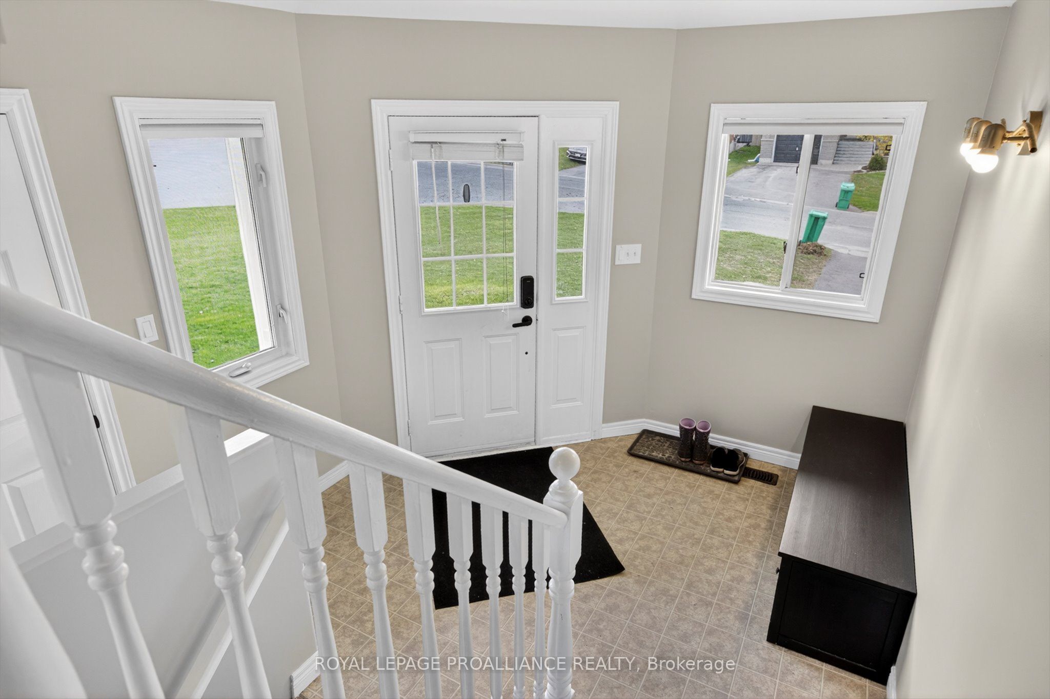 644 Trailview Drive Property Photo 6